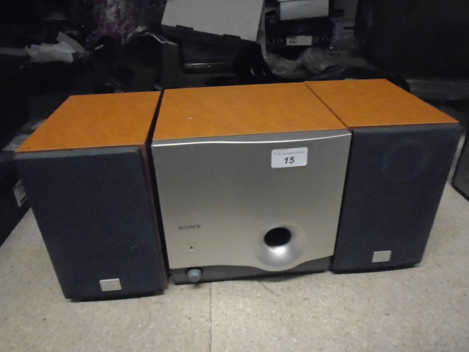 A Sony PMC-D407L computer speaker system (no test)