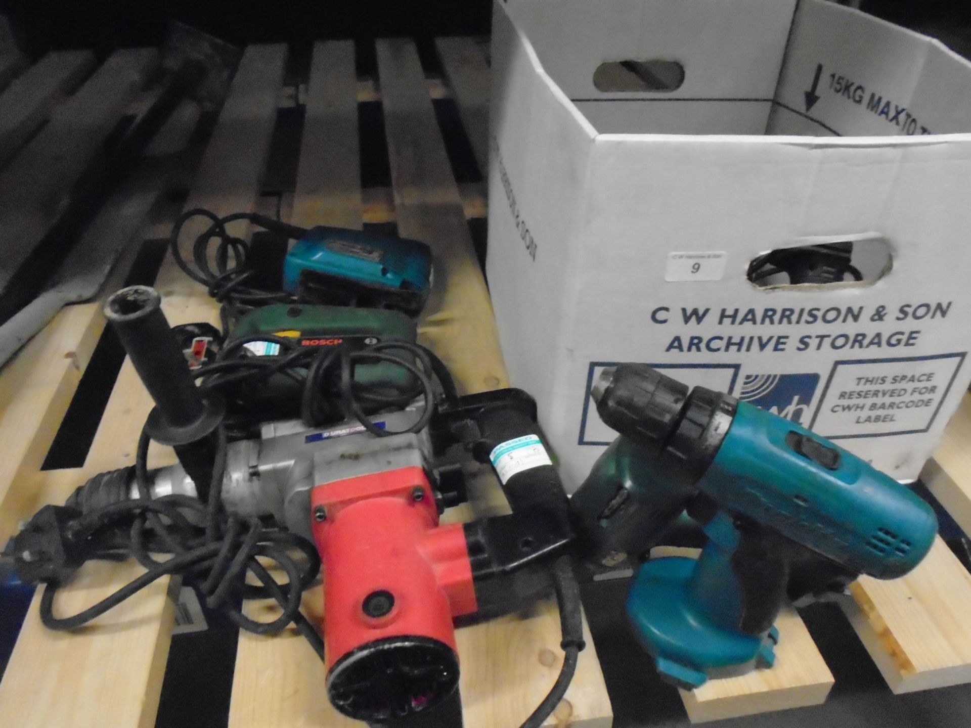 9 x items - Makita cordless hand drill, Duratool hammer drill 240v, Bosch jig saws 240v,