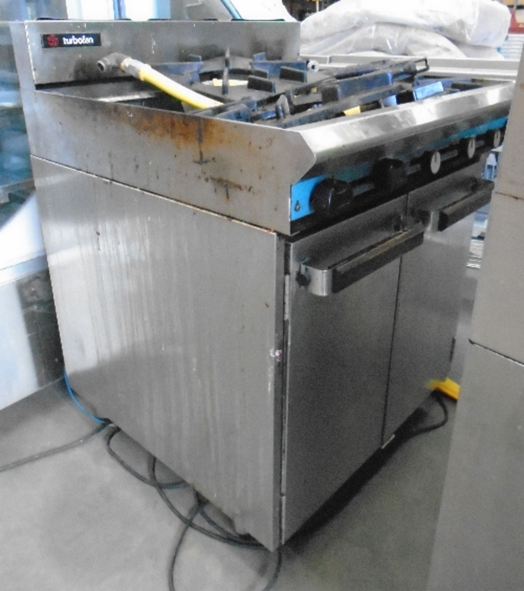 A Blue Seal G56 commercial gas cooker