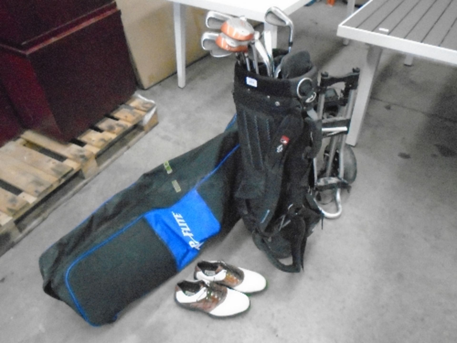 A Callaway golf bag complete with 11 x children's clubs by Taylor Made etc,