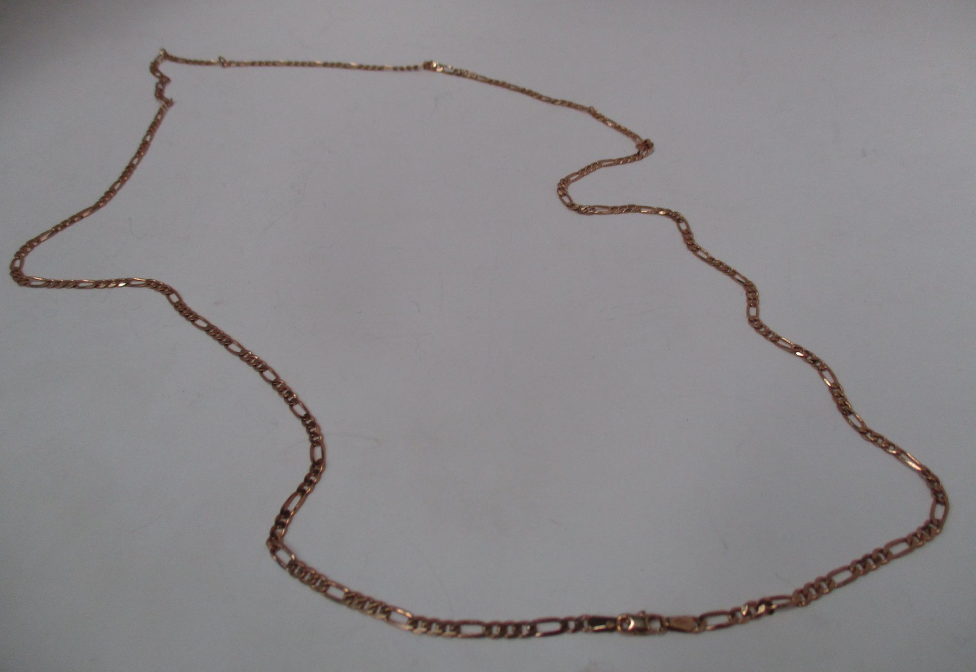 A 9ct gold chain link necklace (total approx. weight 11.