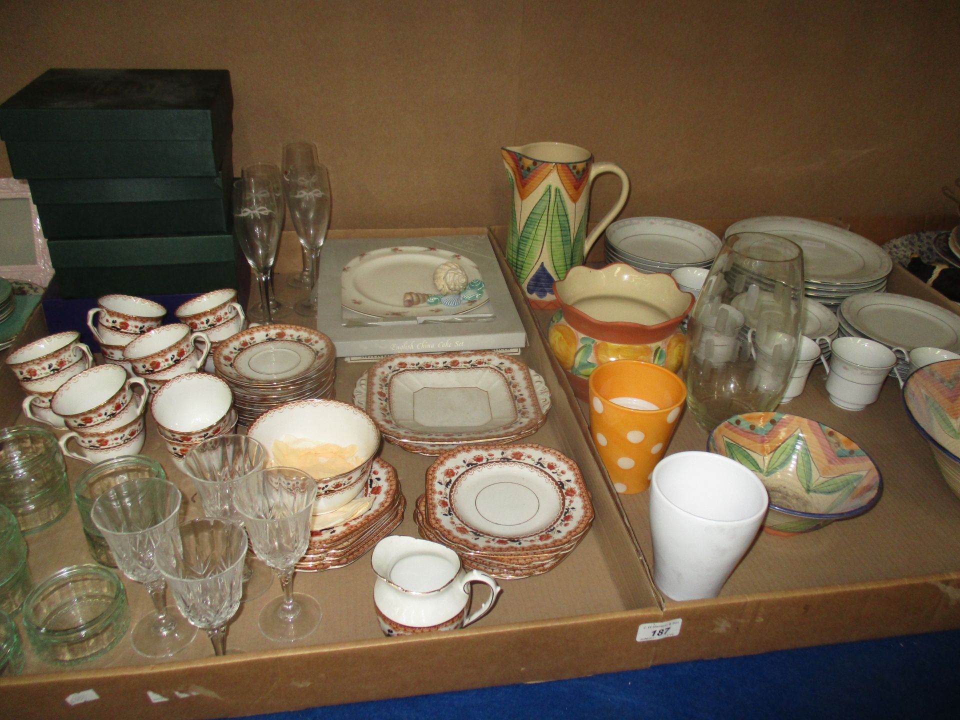 Contents to two trays - large quantity of assorted ceramics,