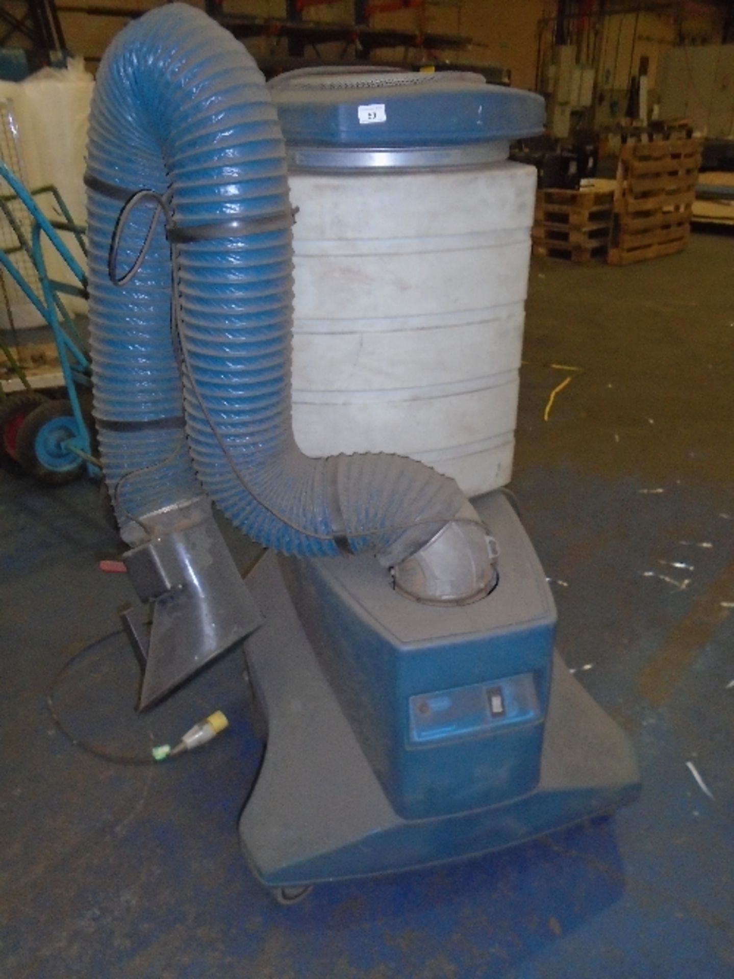 A Nederman mobile dust extractor - 110v