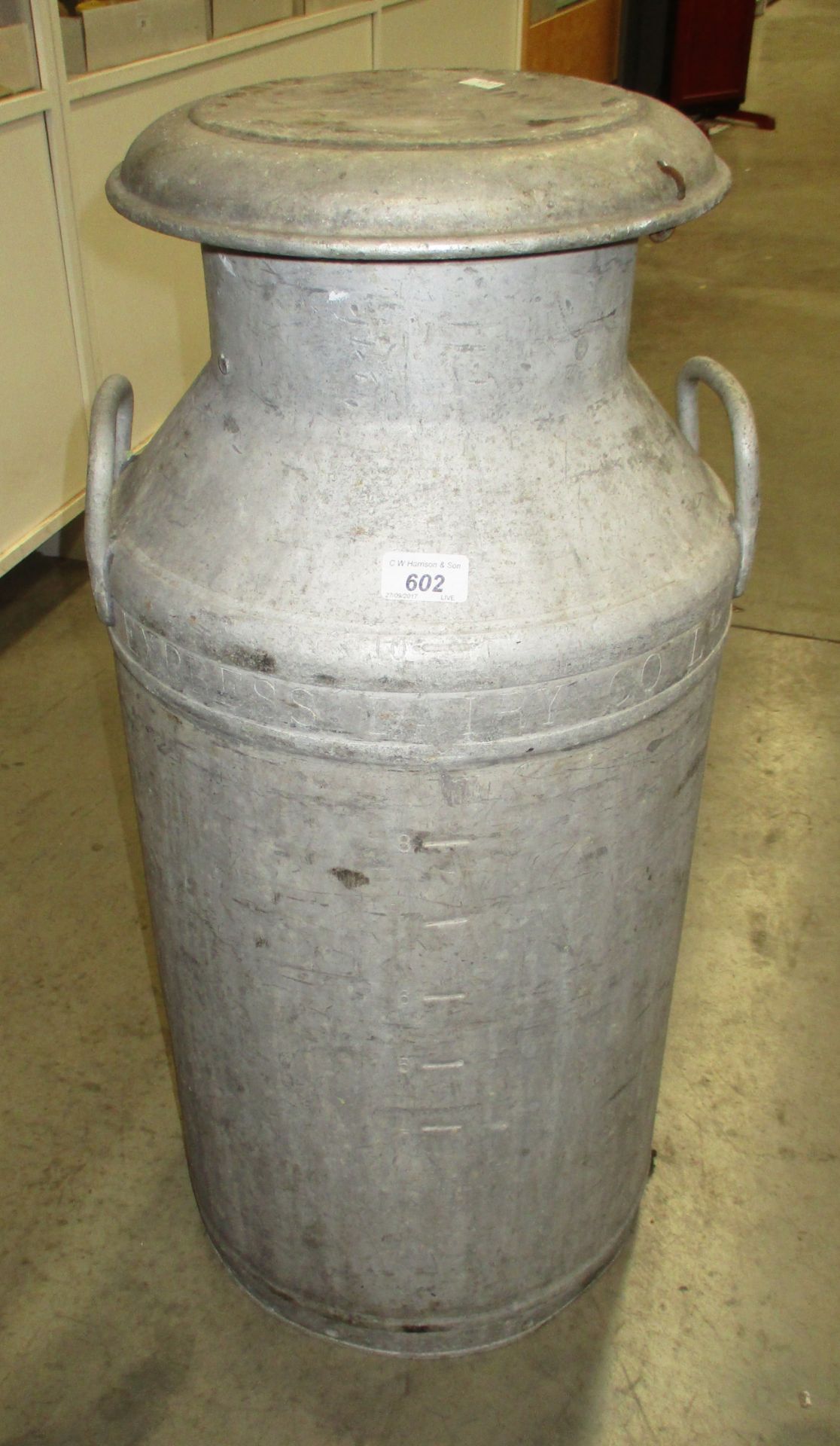 A Grundycan aluminium 10 gallon milk churn for Associated Dairies Ltd (75cm high)