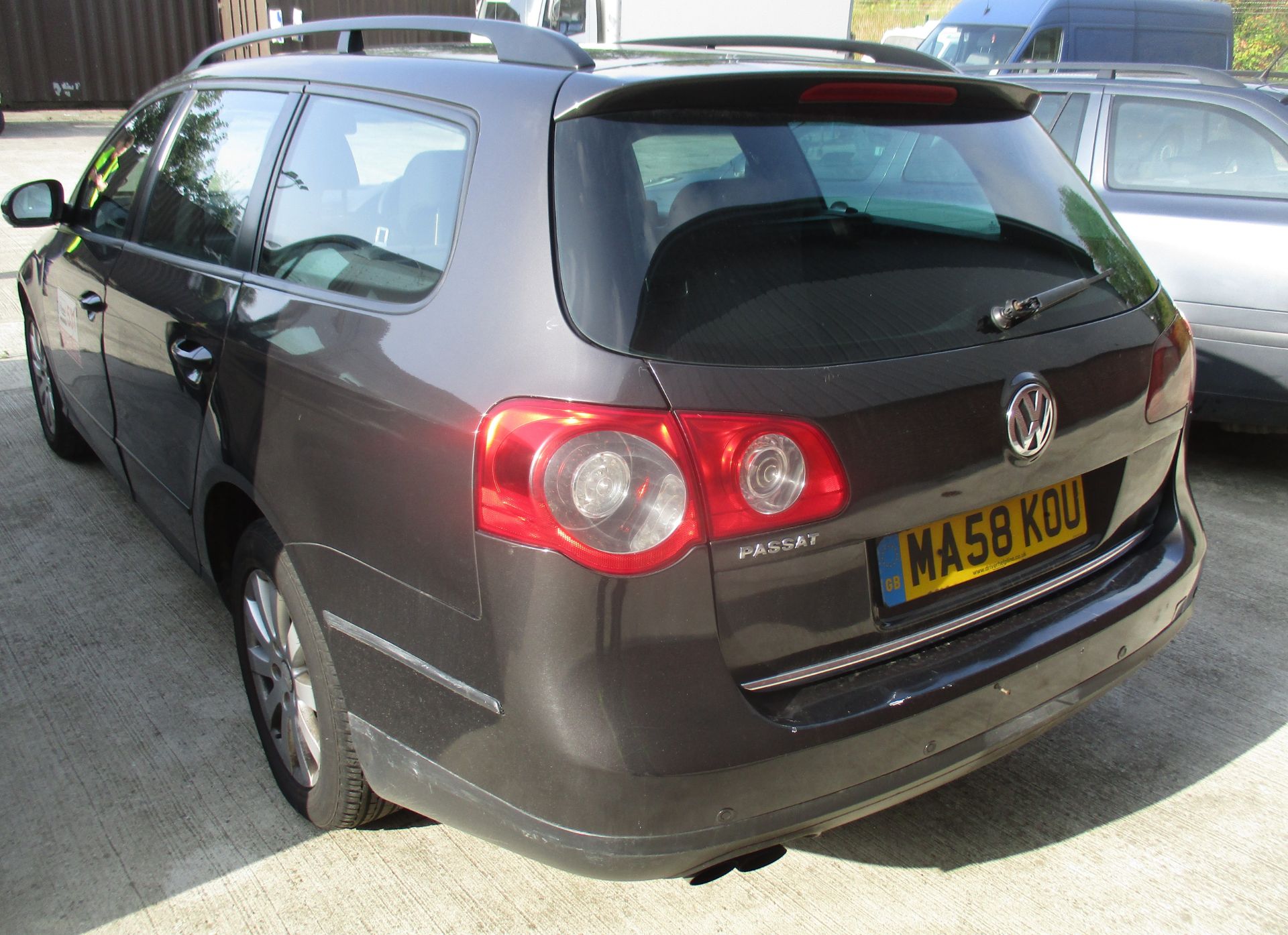 Volkswagen Passat S TDI estate - Diesel - Black Reg No: MA58 KOU Rec Mileage: 272, - Image 3 of 4