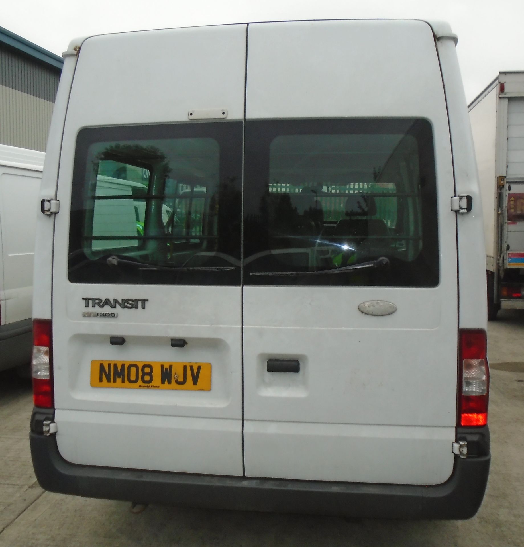 Ford Transit 110 T300 9S FWD minibus - Diesel - White Reg No: NM08 WJV Rec Mileage: 260, - Image 4 of 4