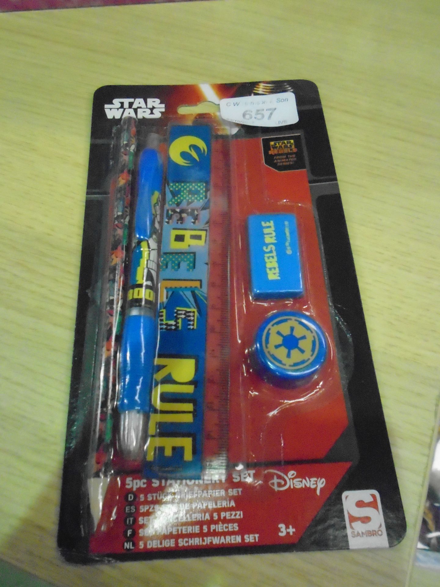 84 x Star Wars 5 piece stationery sets