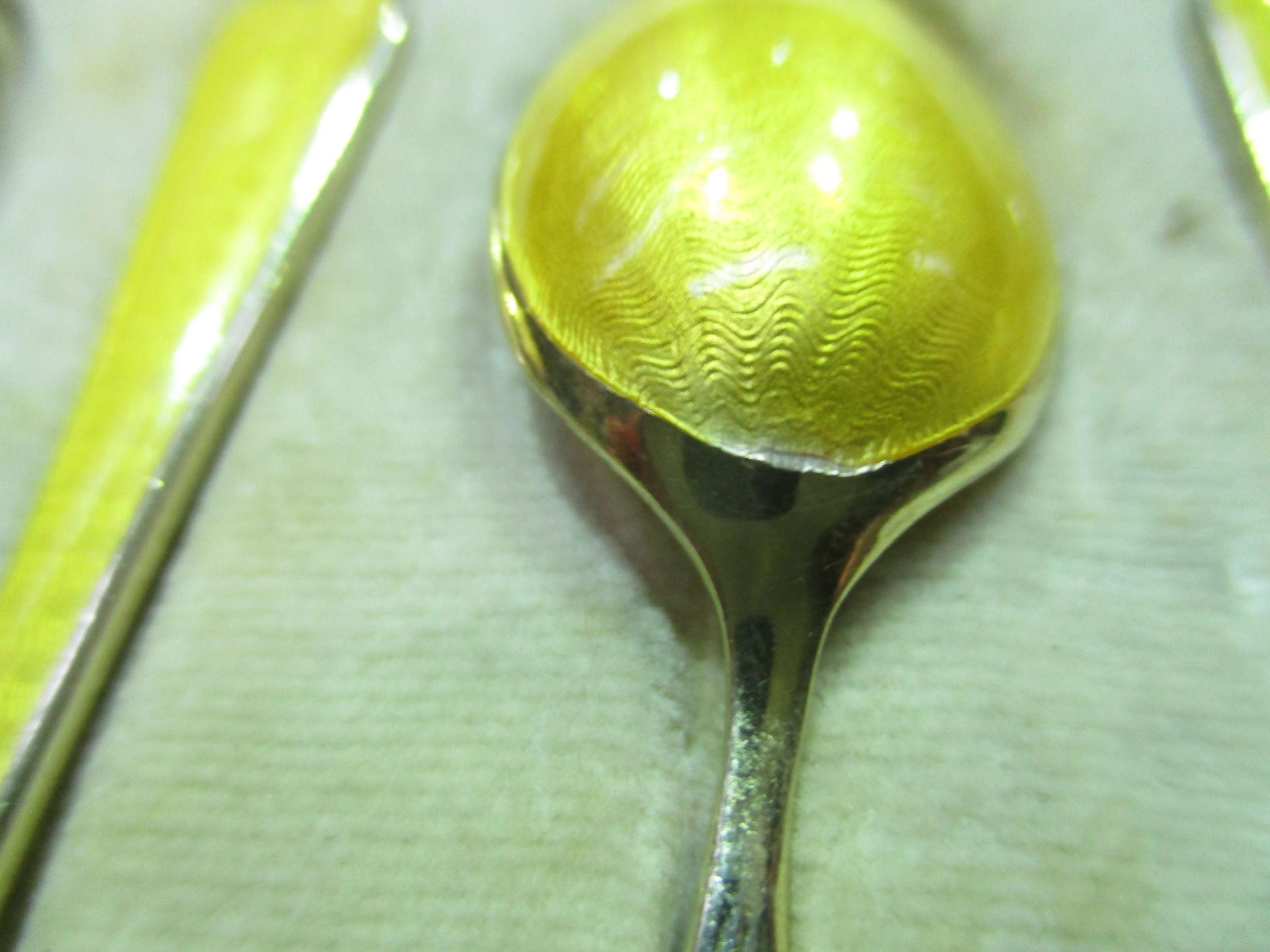 A set of six silver gilt coffee spoons with enamel decoration by Adie Bros Birmingham 1928 (2. - Image 6 of 7
