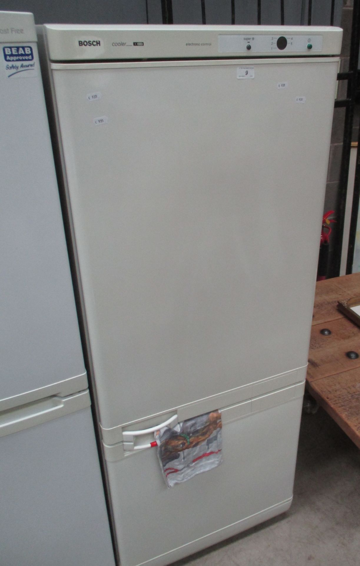 A Bosch Cooler white upright fridge/freezer