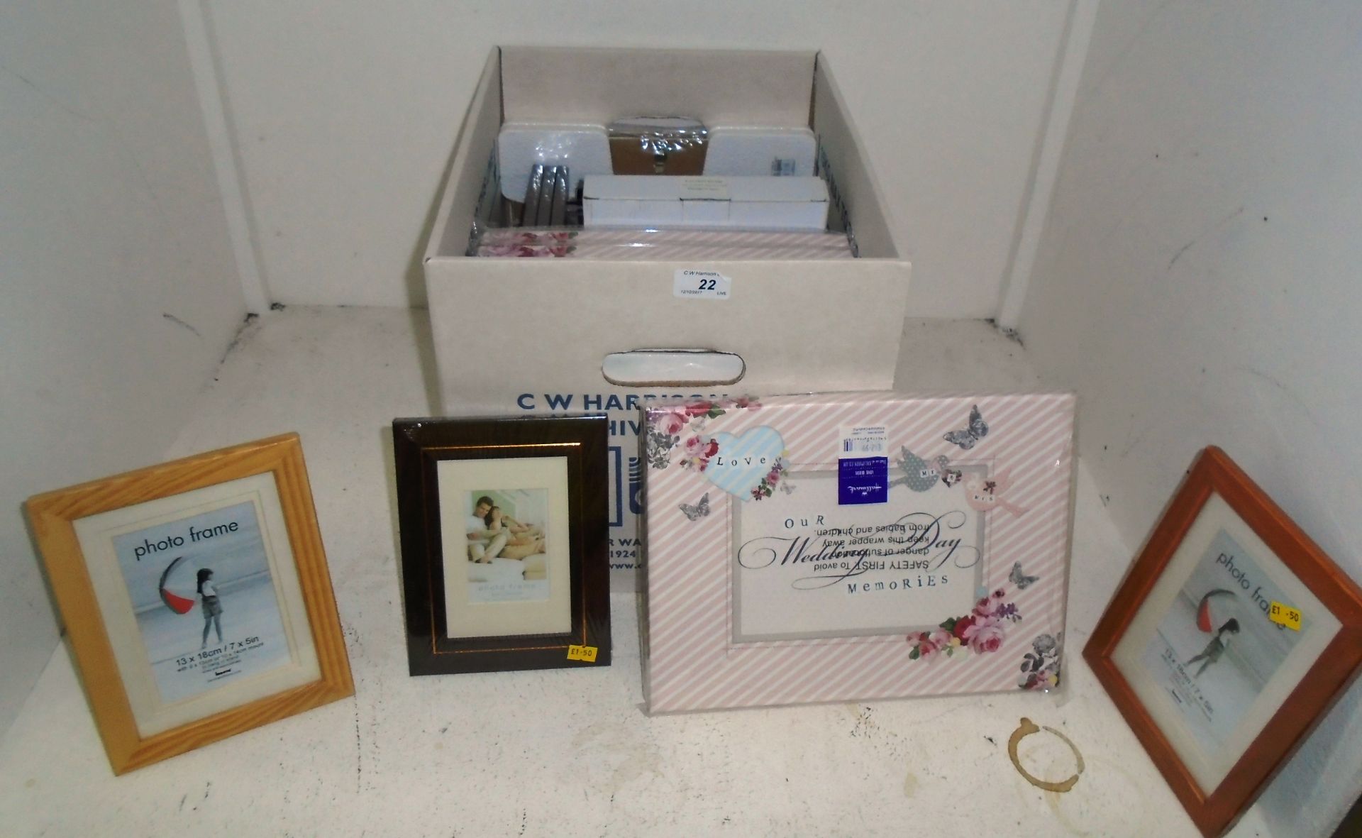 20 x assorted photo frames