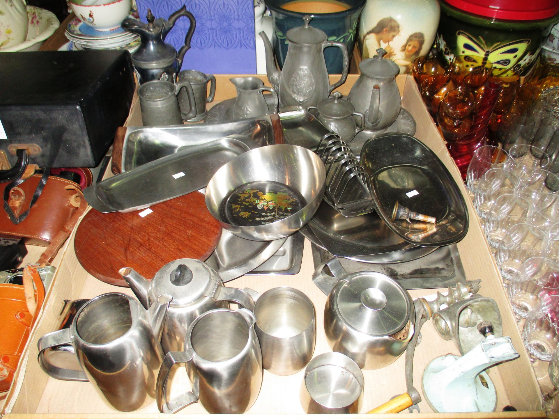 Contents to tray - large quantity of stainless steel kitchen/tableware and a quantity of pewter