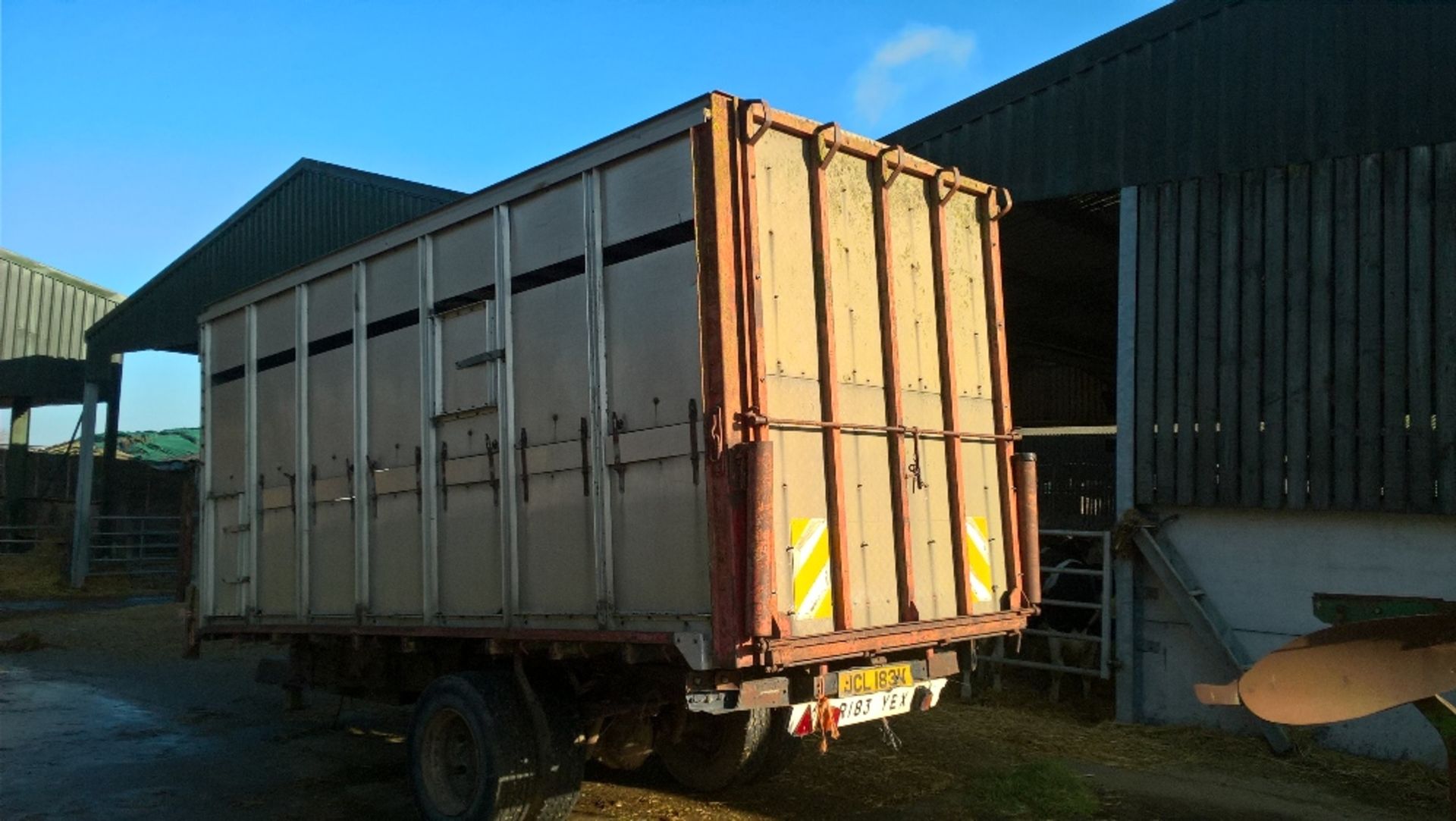 Cattle transport box with aluminium body 4.88m / 2.28m. Stored near Bungay. - Image 2 of 4