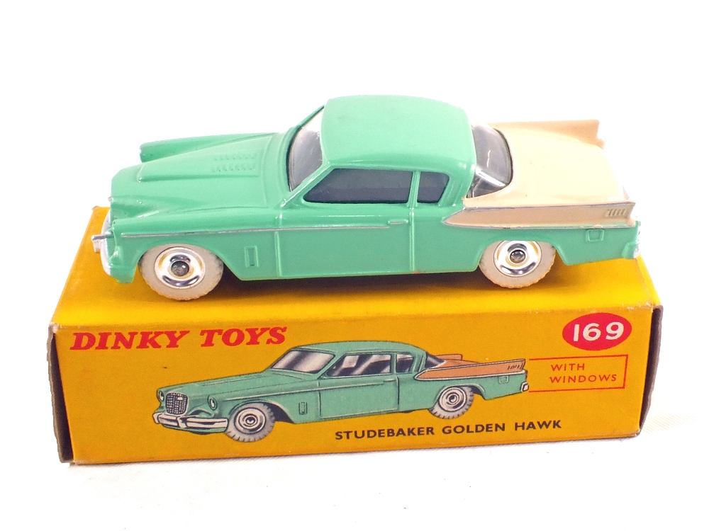 A boxed Dinky Toys No.