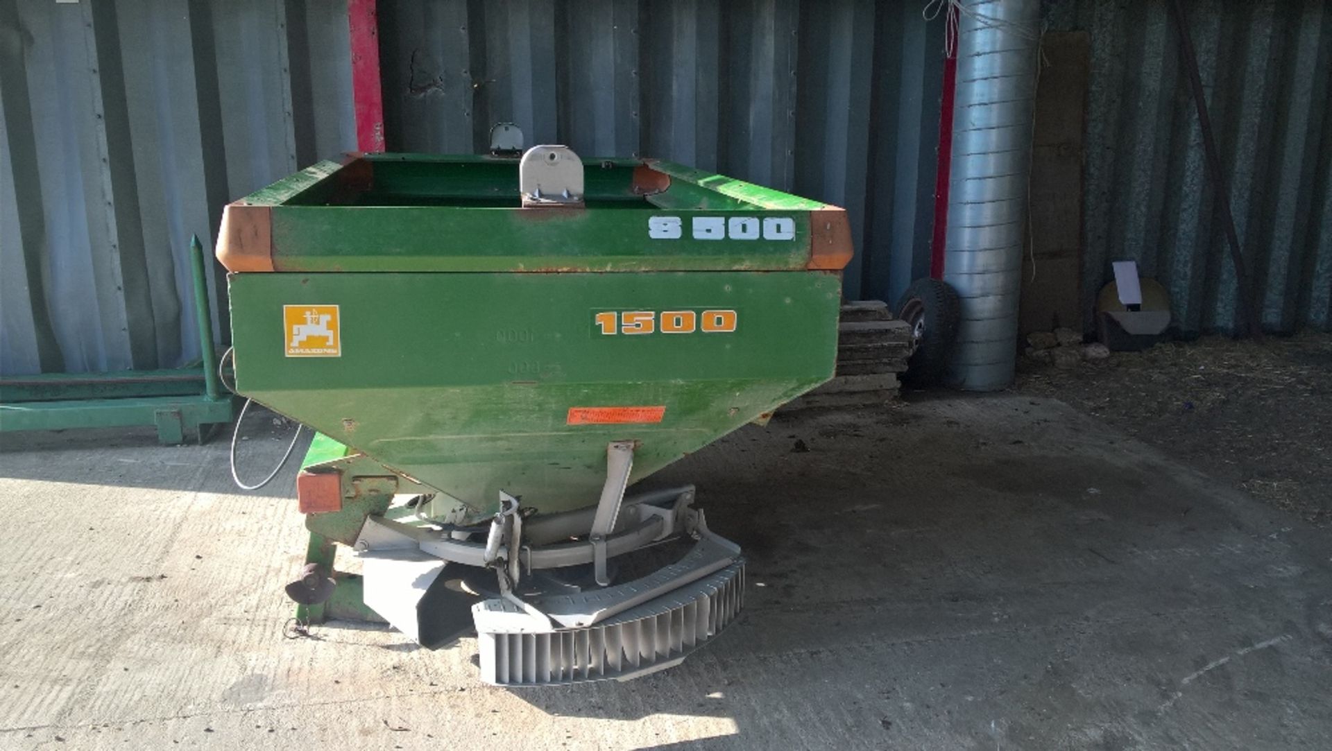 Amazone 1500 fertiliser spinner Stored near Halesworth