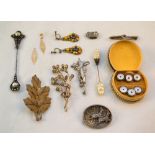 Various silver and other white metal jewellery