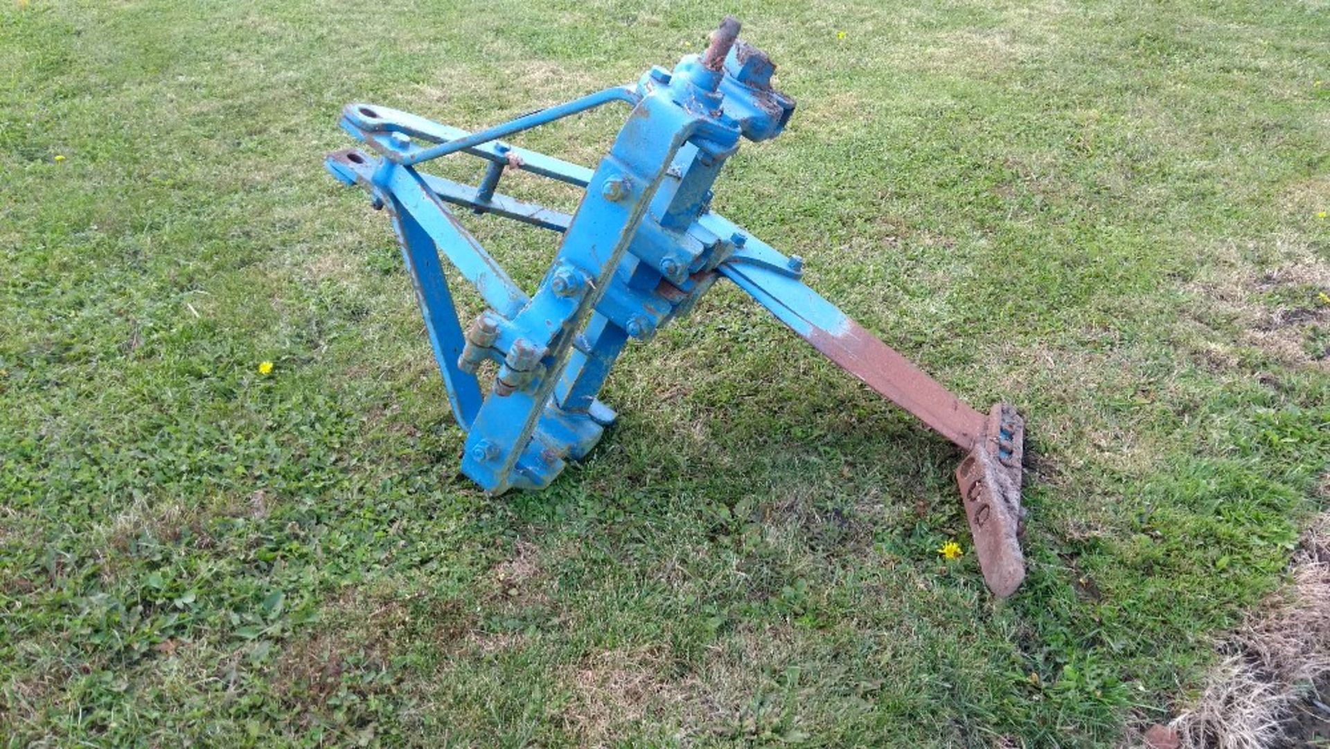 Ransome single leg subsoiler Stored near Denham