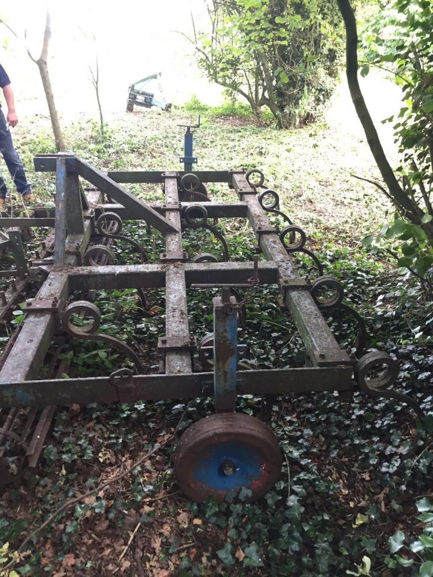 H Blyth a 10ft, 13 tine (pig tail) cultivator with three point linkage, with depth wheels. - Image 2 of 2