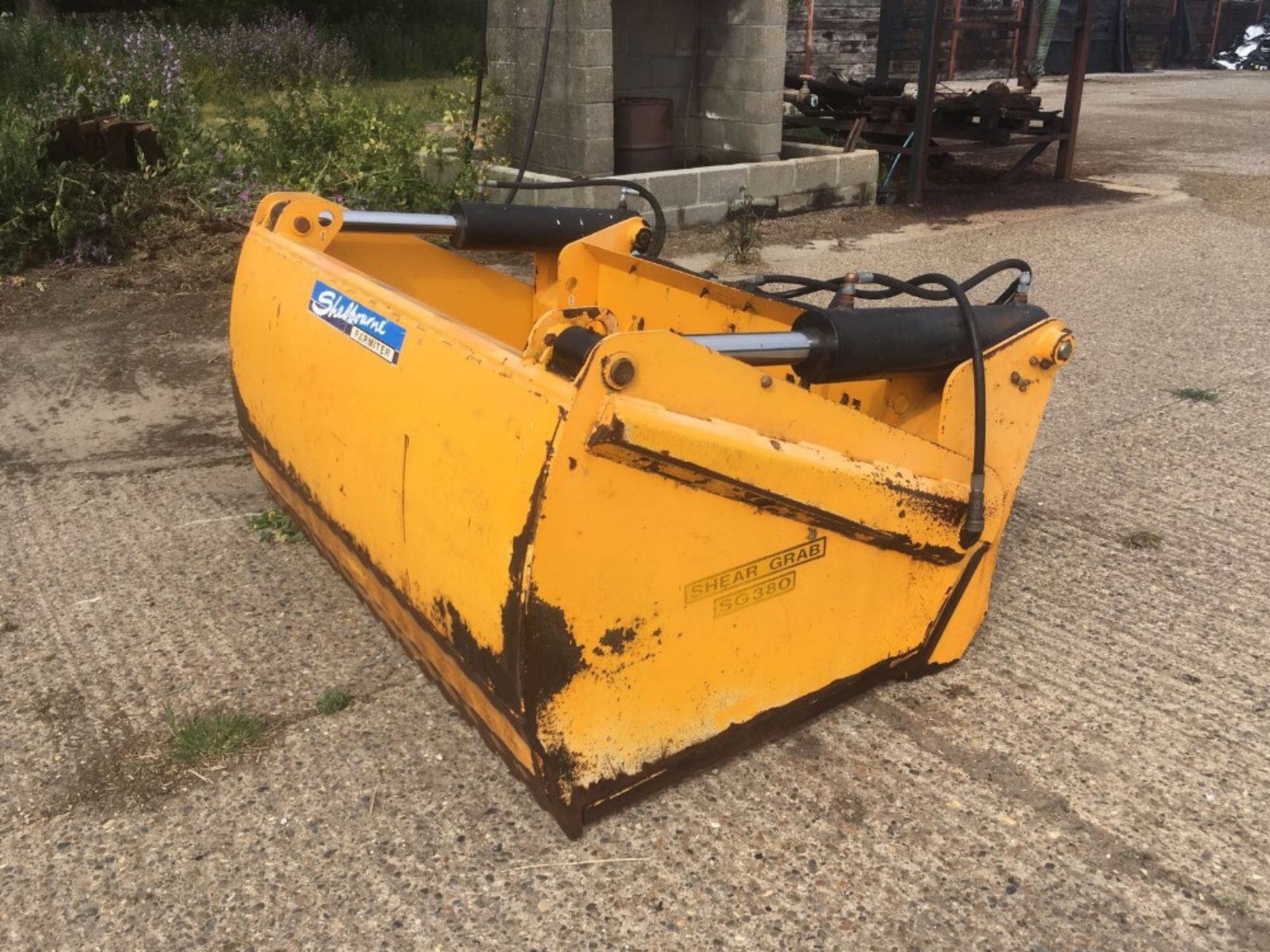 Shelbourne Reynolds SG380 Heavy Duty Parmiter Shear Grab on brackets to fit Manitou.