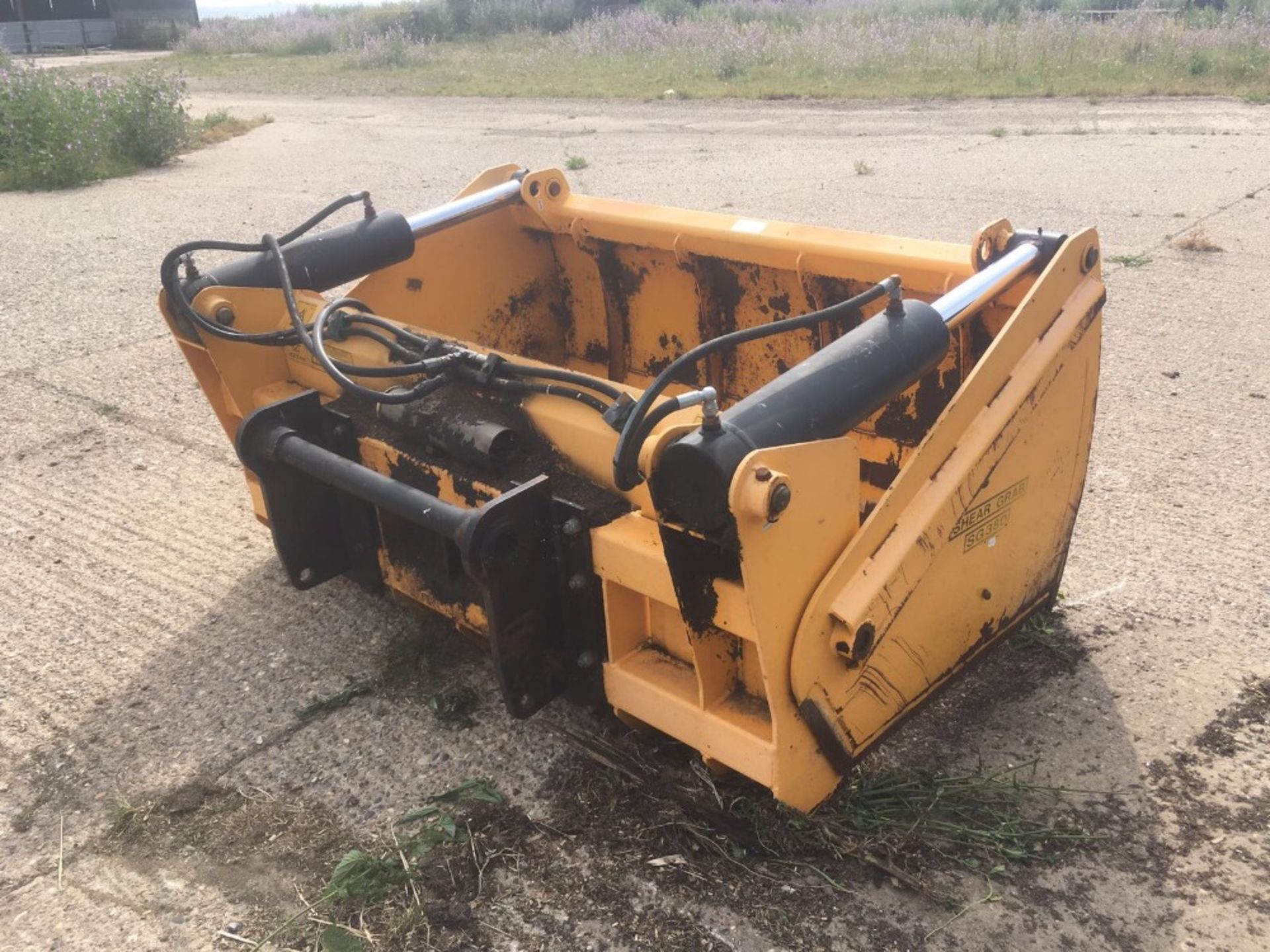 Shelbourne Reynolds SG380 Heavy Duty Parmiter Shear Grab on brackets to fit Manitou. - Image 2 of 4