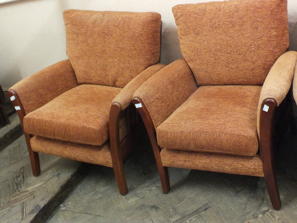 A modern wooden frame and terracotta upholstered three piece suite - Image 2 of 2