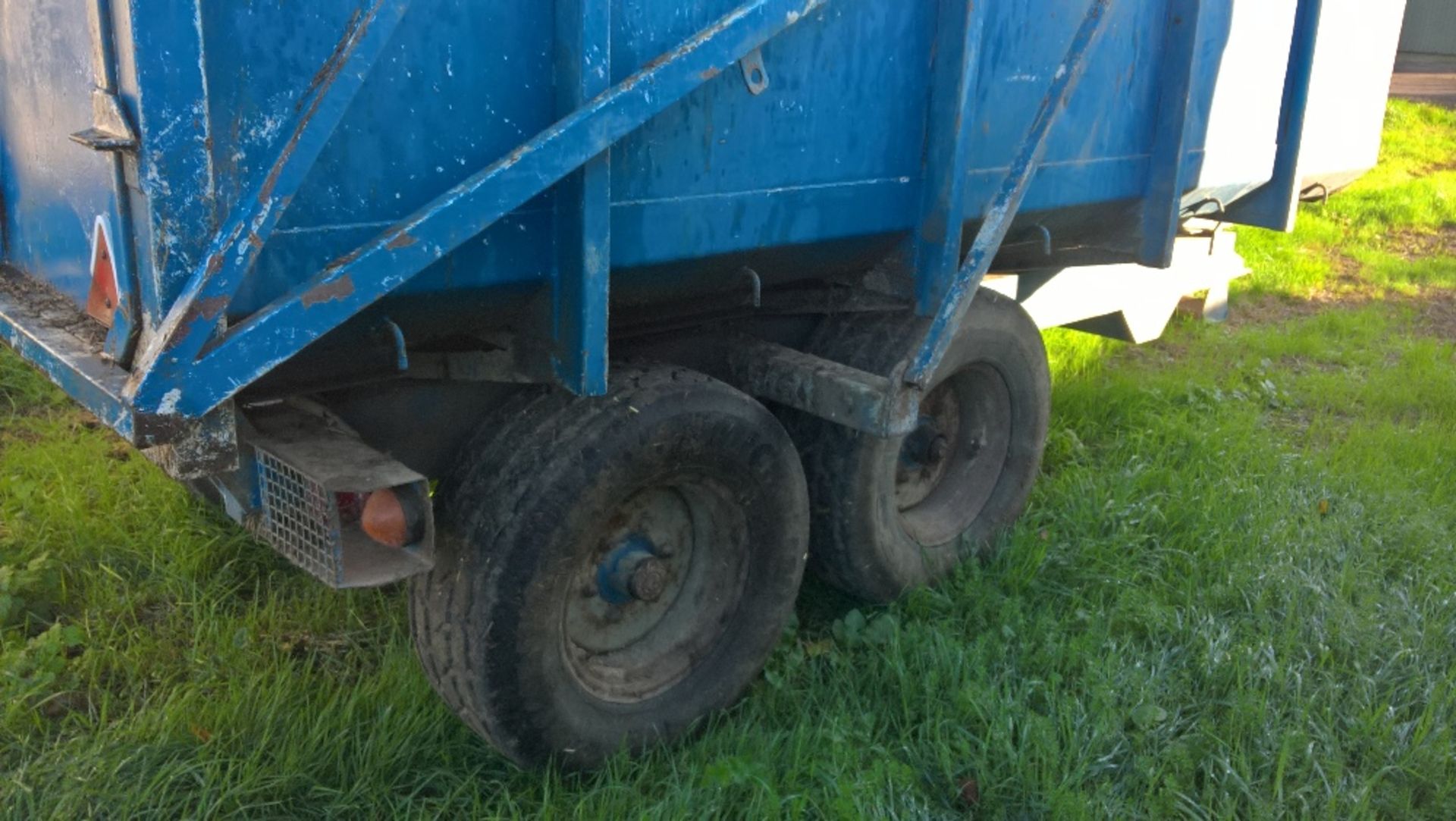 Bunnings 8T Twin axle hydraulic tipping - Image 5 of 8