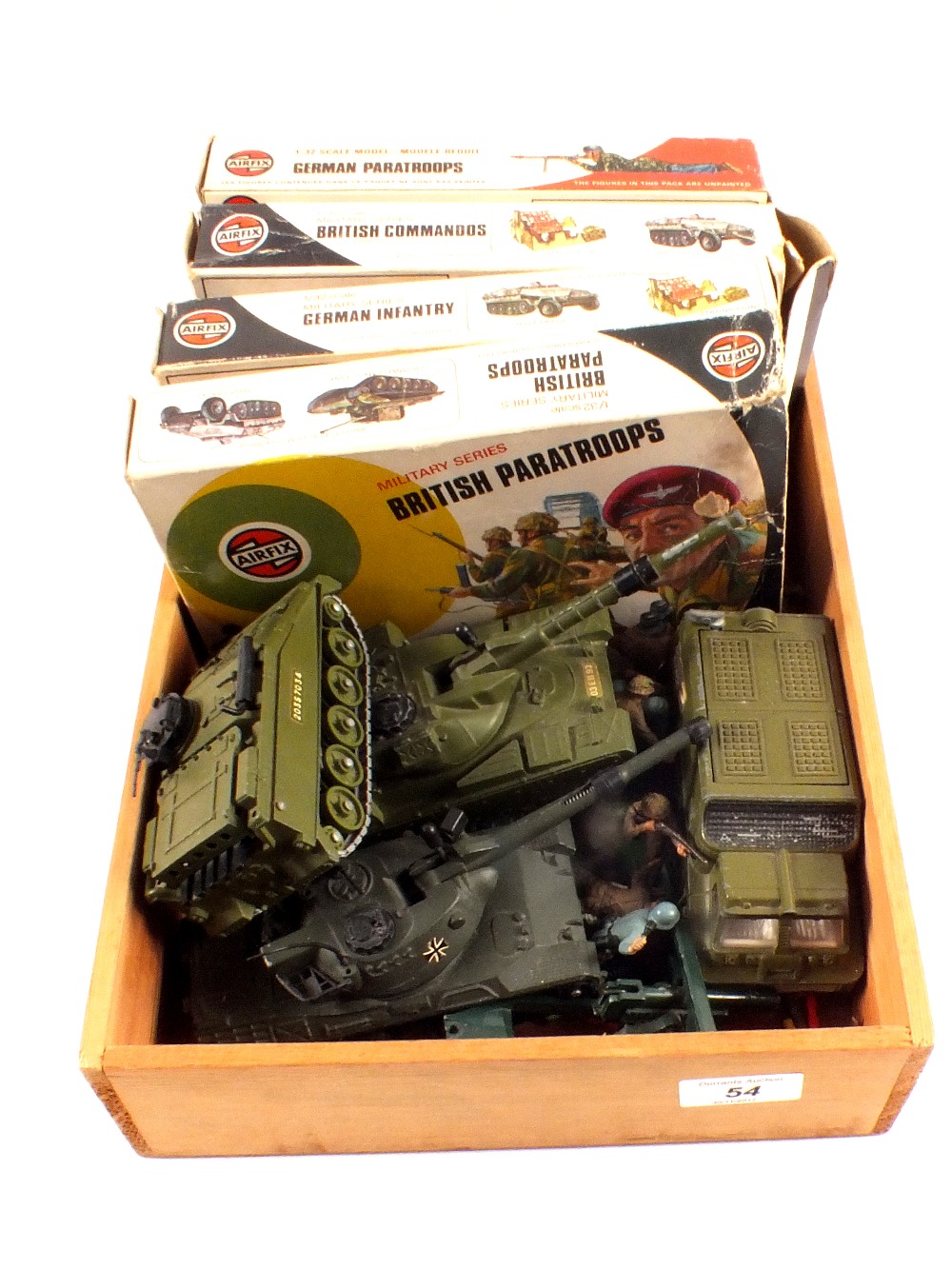 Four boxes of Airfix Military Series figures,