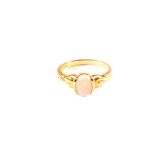 A 9ct gold opal set ring with twisted shoulder detail,