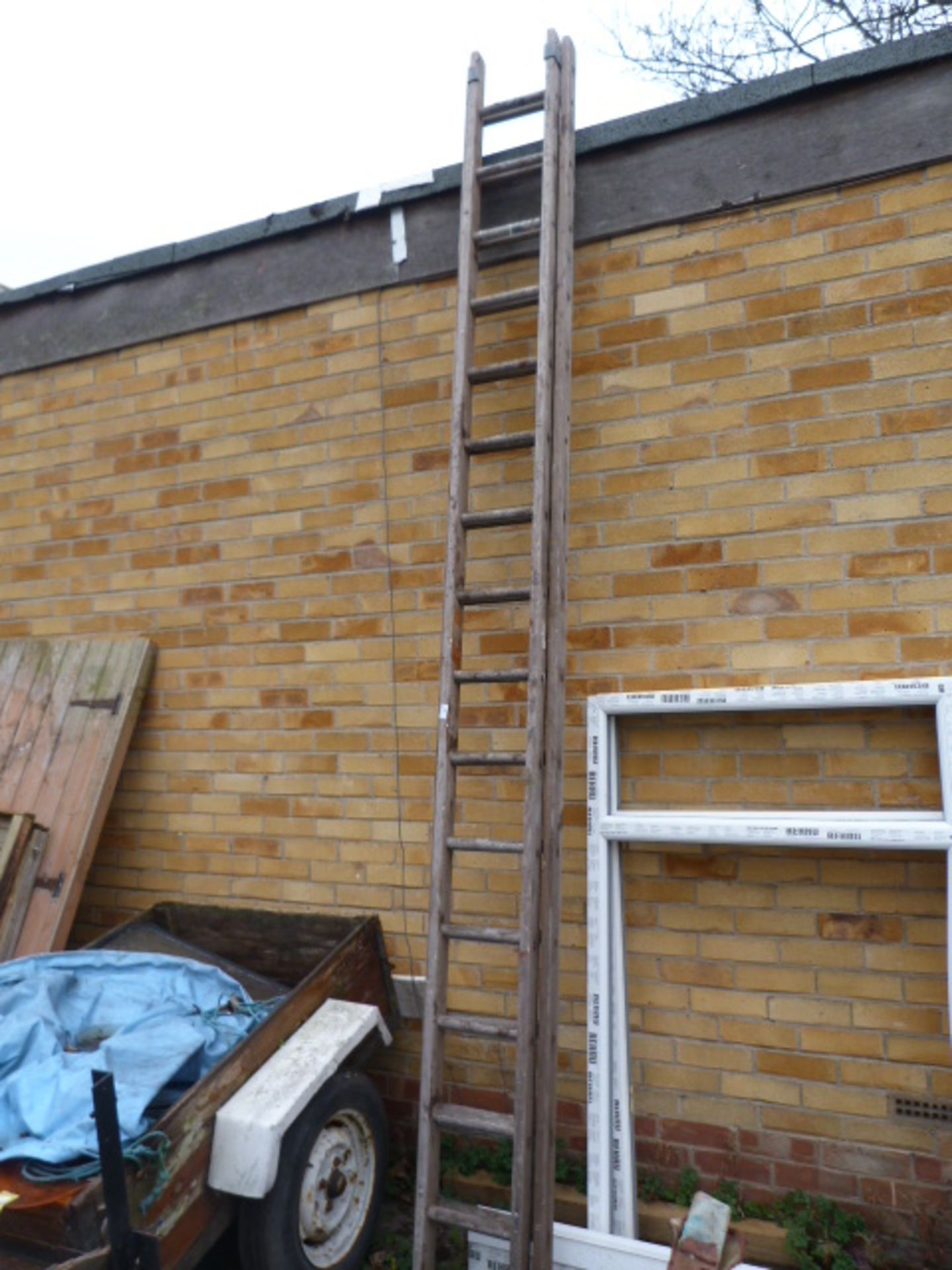 Thirty Rung Wooden Extending Ladder