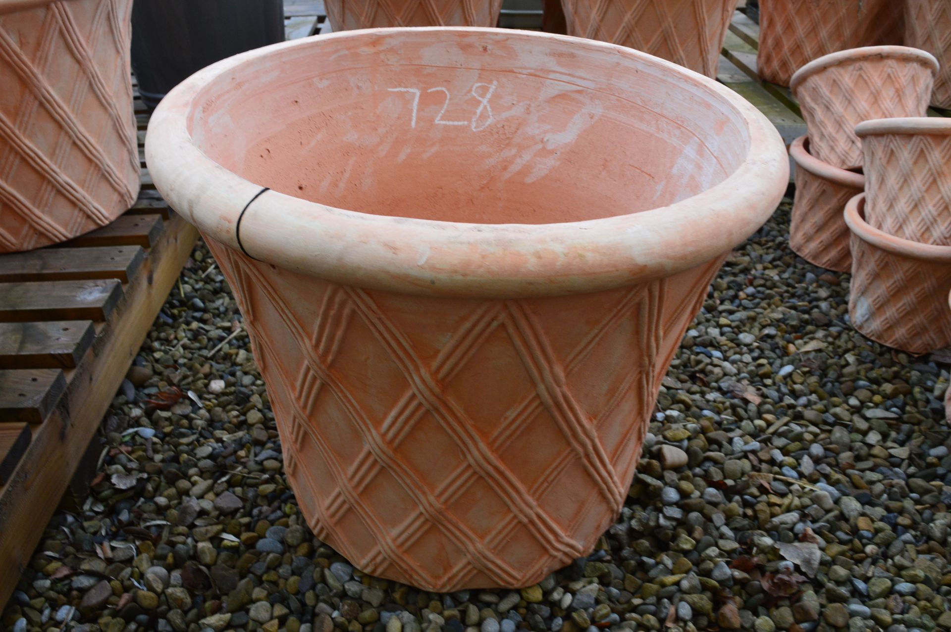 *Large Decorative Terracotta Plant Pot