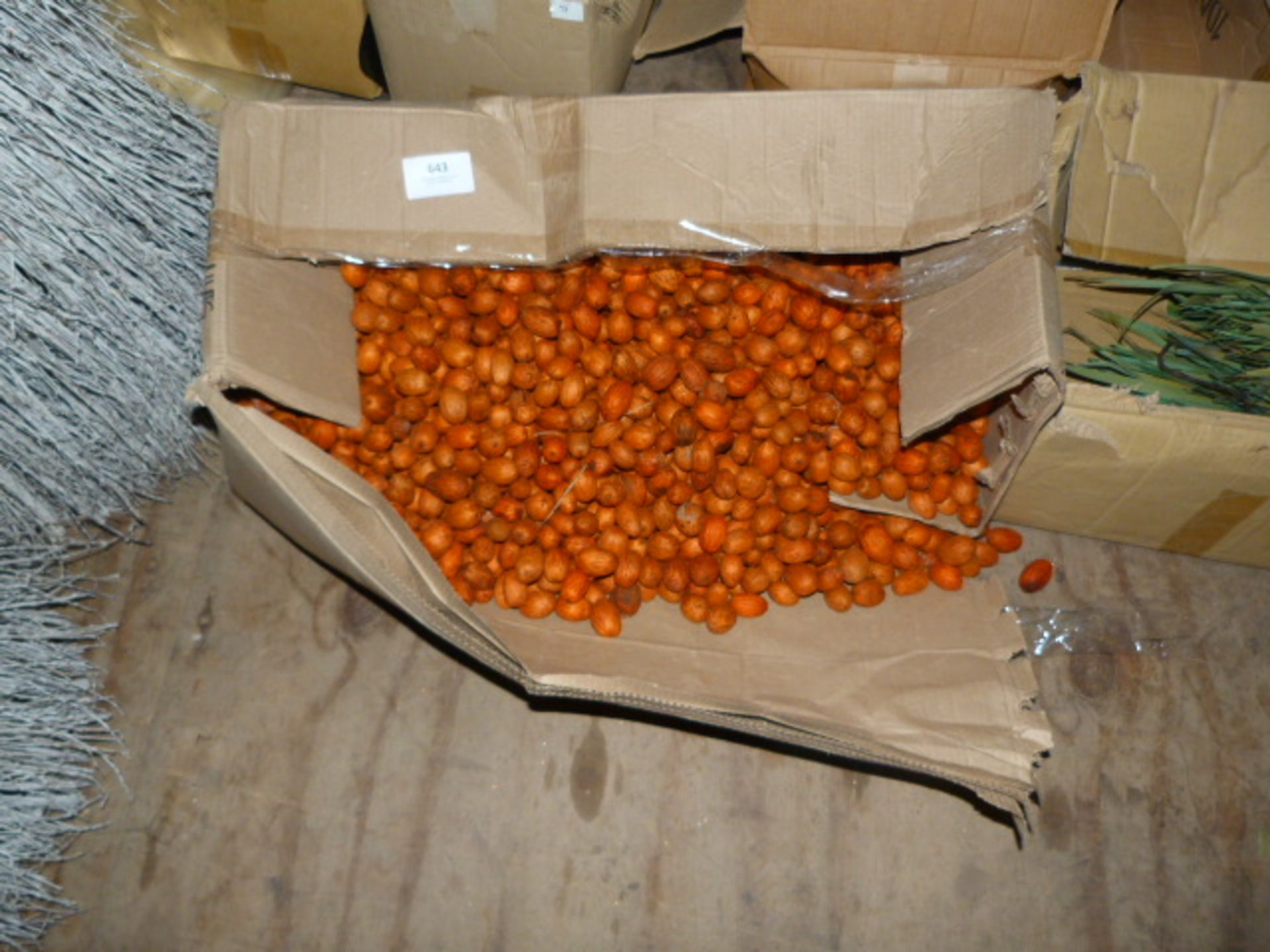 *Box of Containing 10kg of Camara Seed Pods