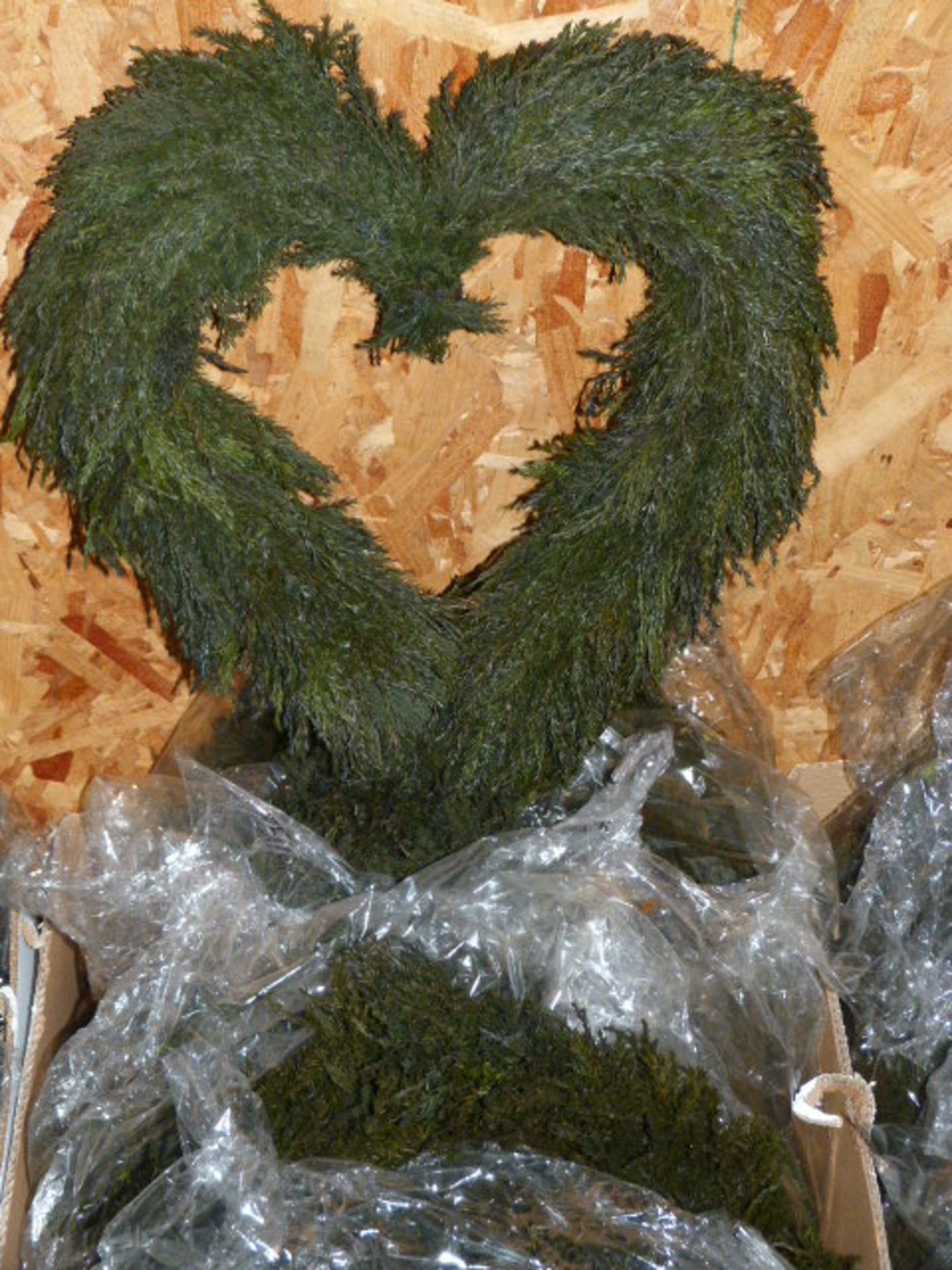 *Box Containing 10 Black Heather Heart Shape Wreaths