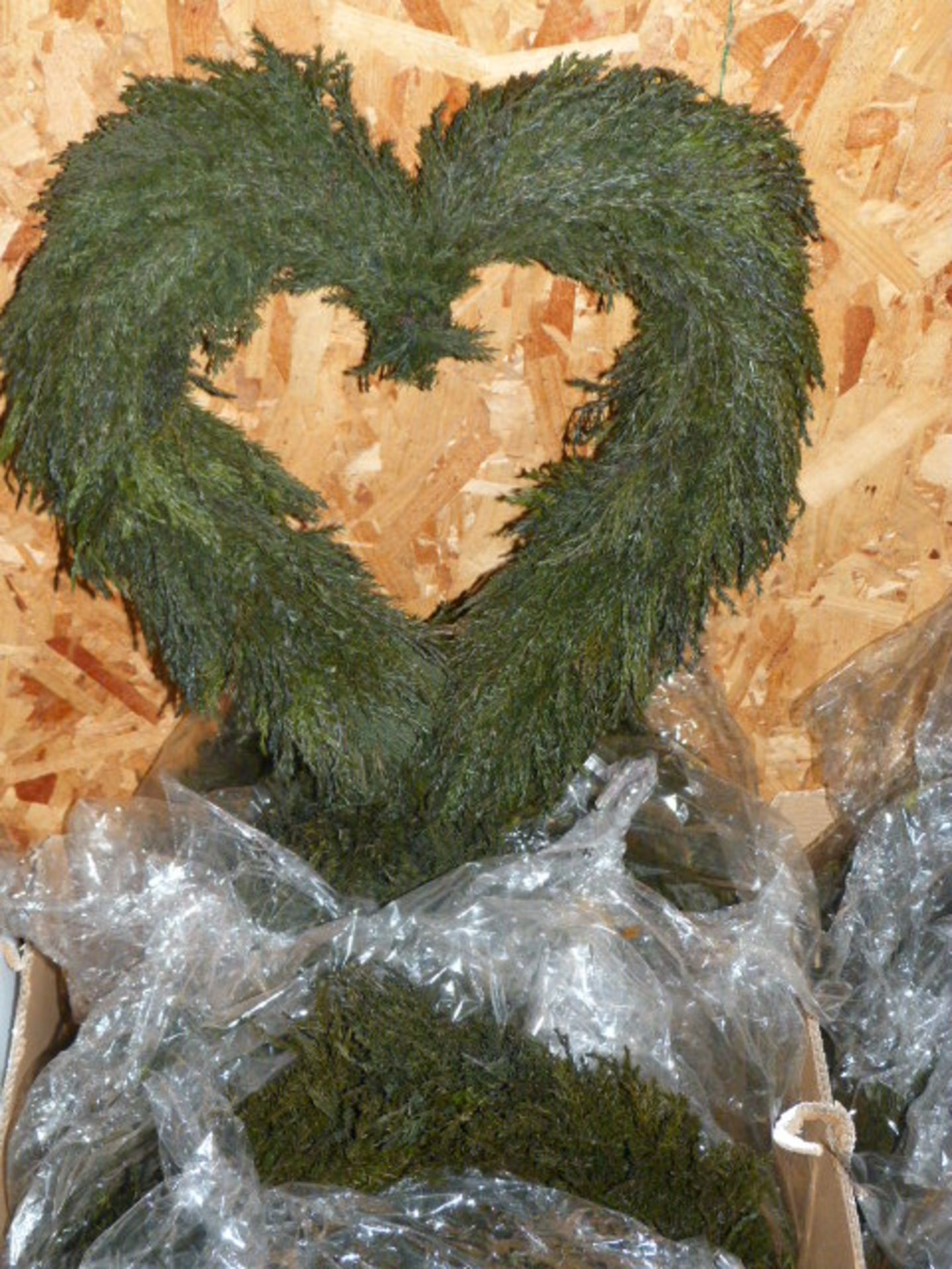 *Box Containing 10 Black Heather Heart Shape Wreaths