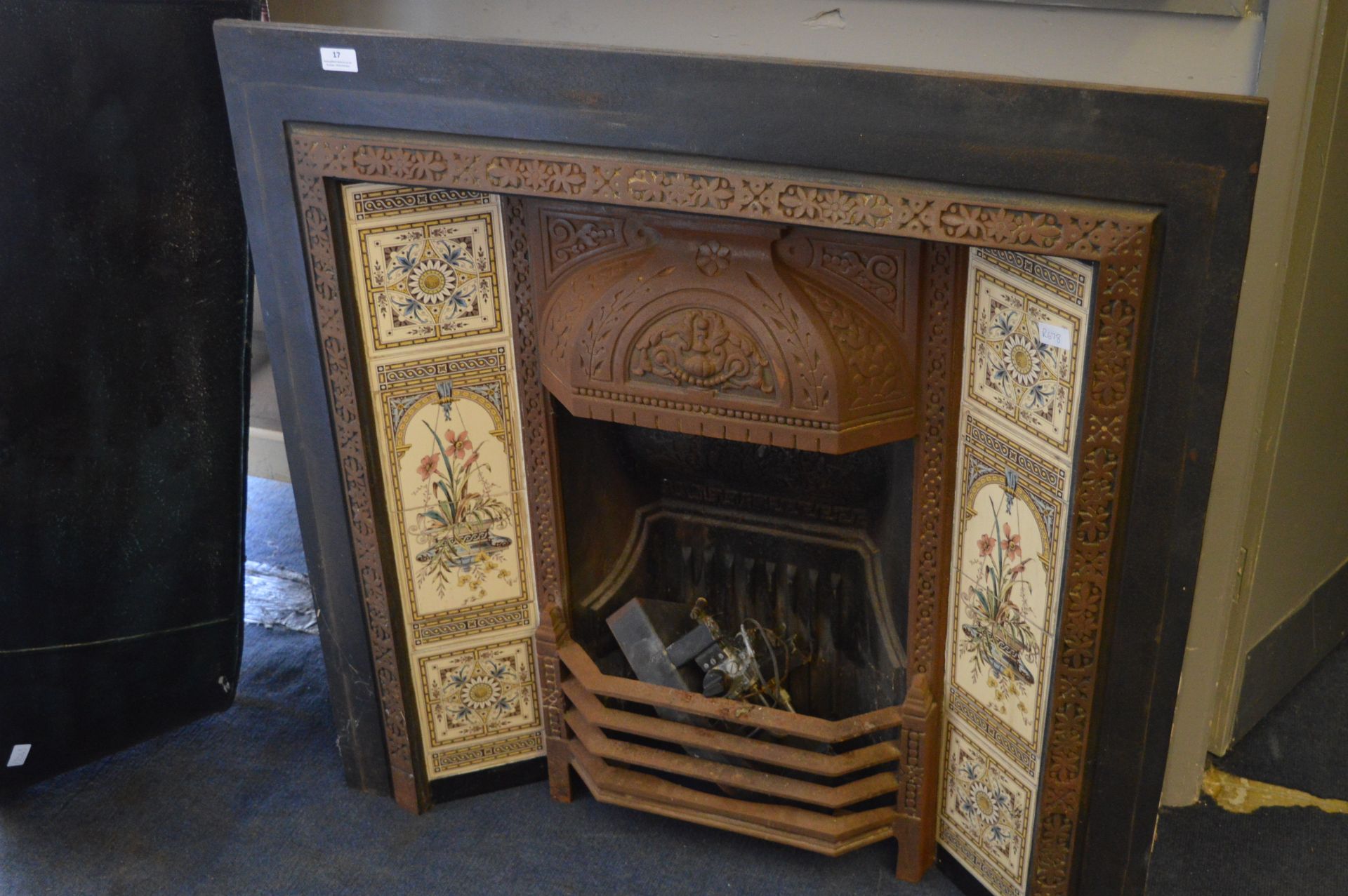 Cast Iron Tiled Fire Insert