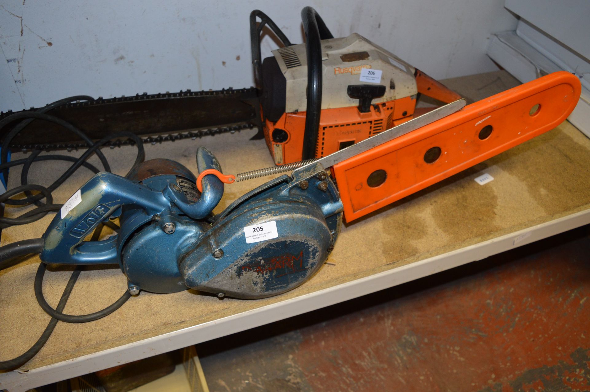 Wolf Electric Chainsaw