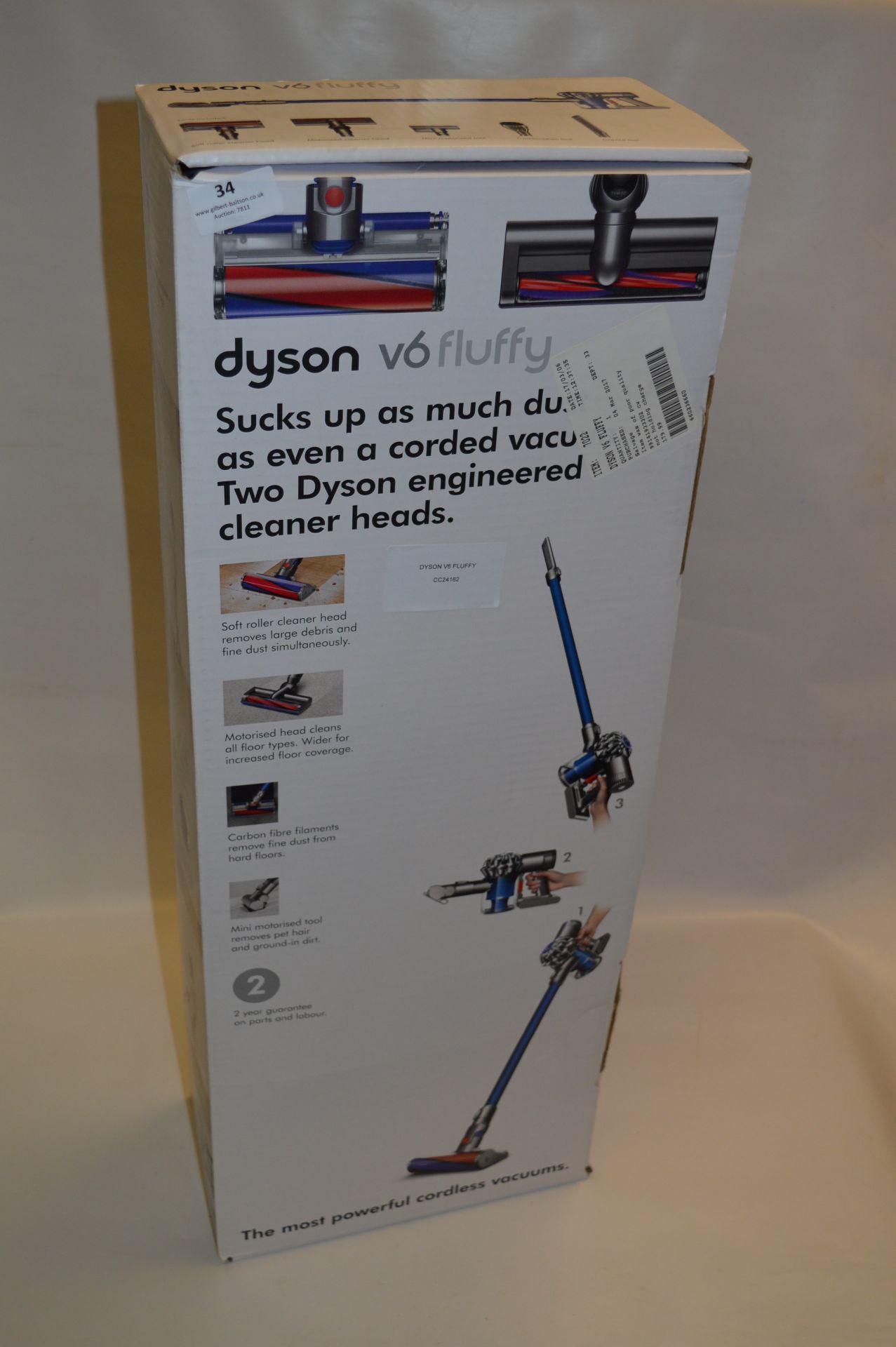 *DYSON V6 FLUFFY CORDLESS VACUUM