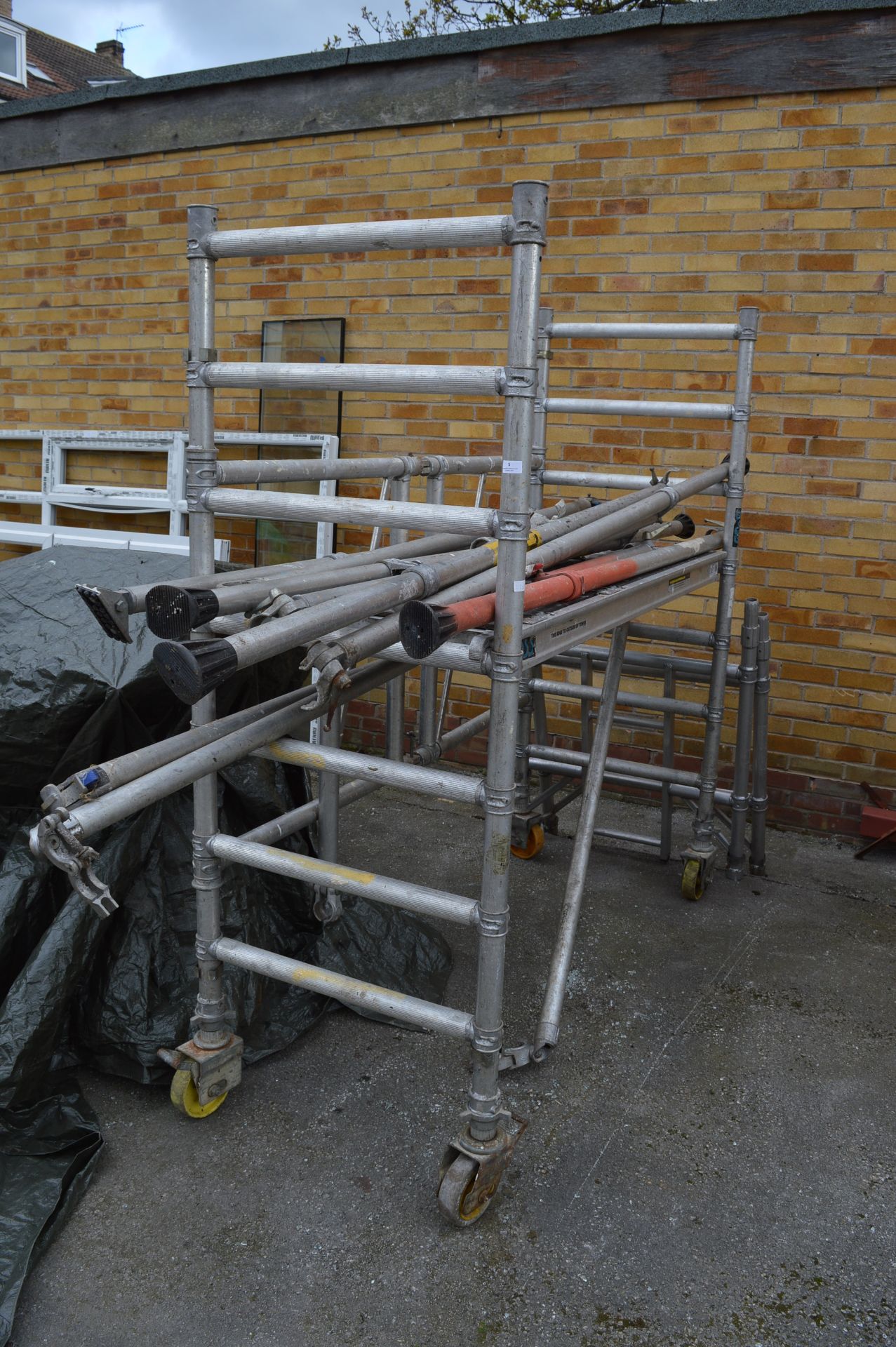 Boss Aluminium Slimline Tower Scaffold