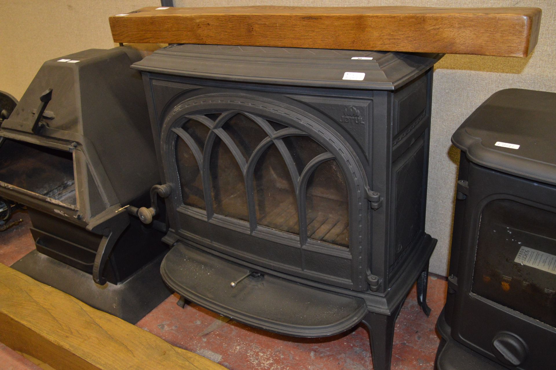 *Jotul F400 Wood Burning Stove RRP: £1700 (Ex Display)