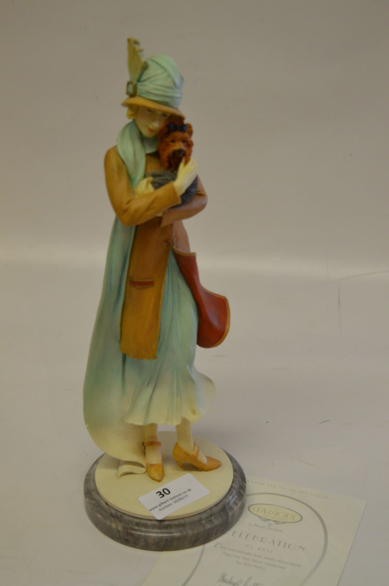 Royal Doulton Figurine "Harriet"