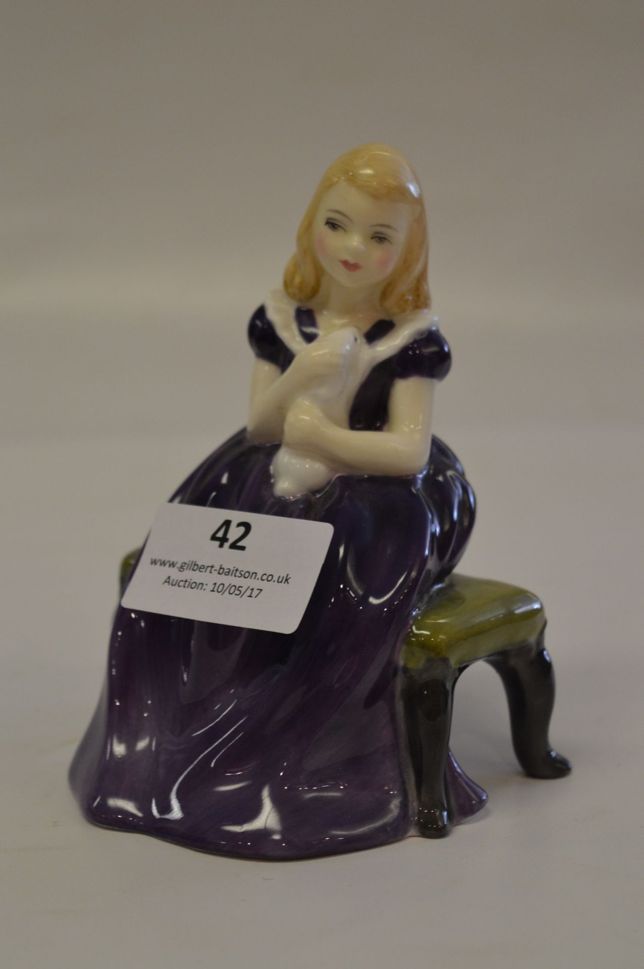 Royal Doulton Figurine "Affection"