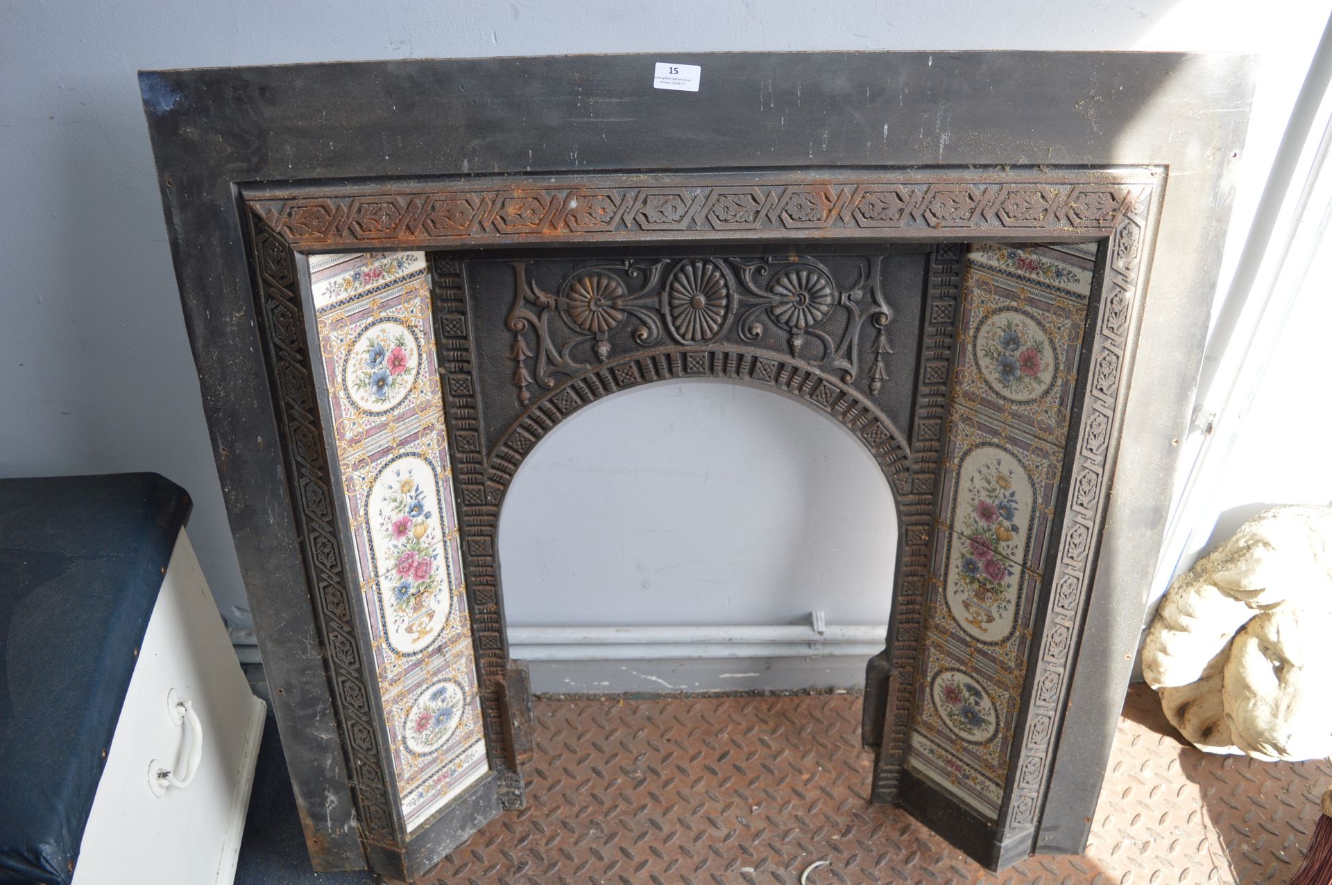 Cast Iron Tiled Fire Insert