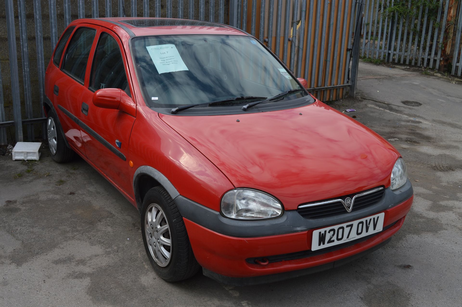 Vauxhall Corsa Reg:W200VV MOT: August 2017 Milage: 46113 - Buyers Premium 10% + Internet Surcharge