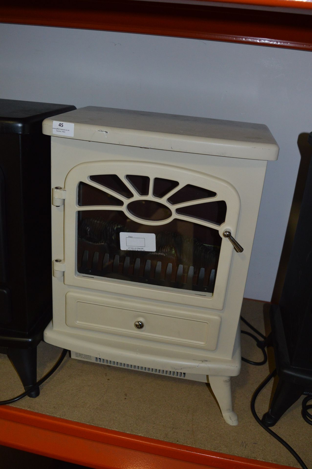 *Cream Electric Simulated Log Burning Stove