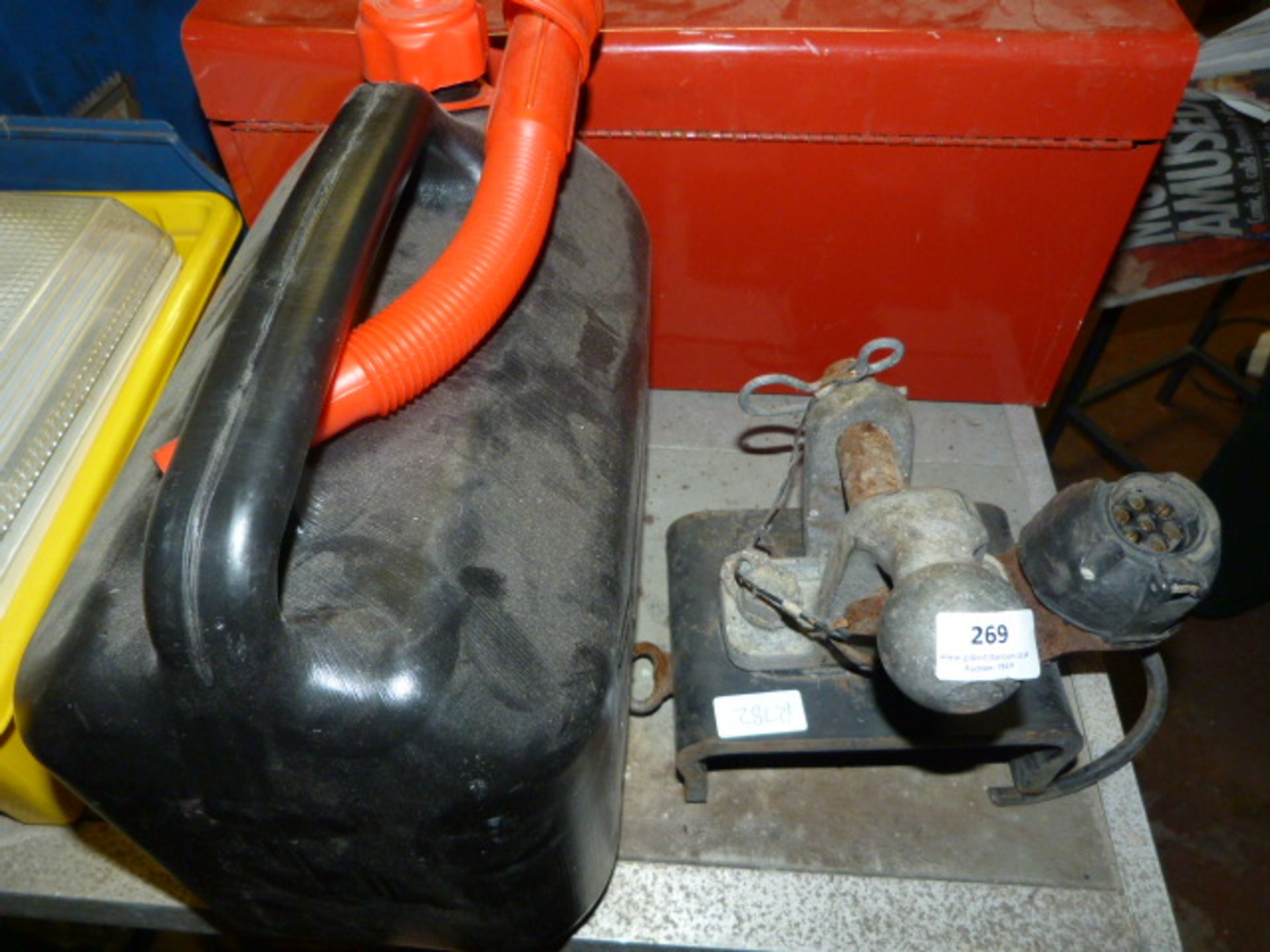 Towbar with Electrics and a Petrol Can