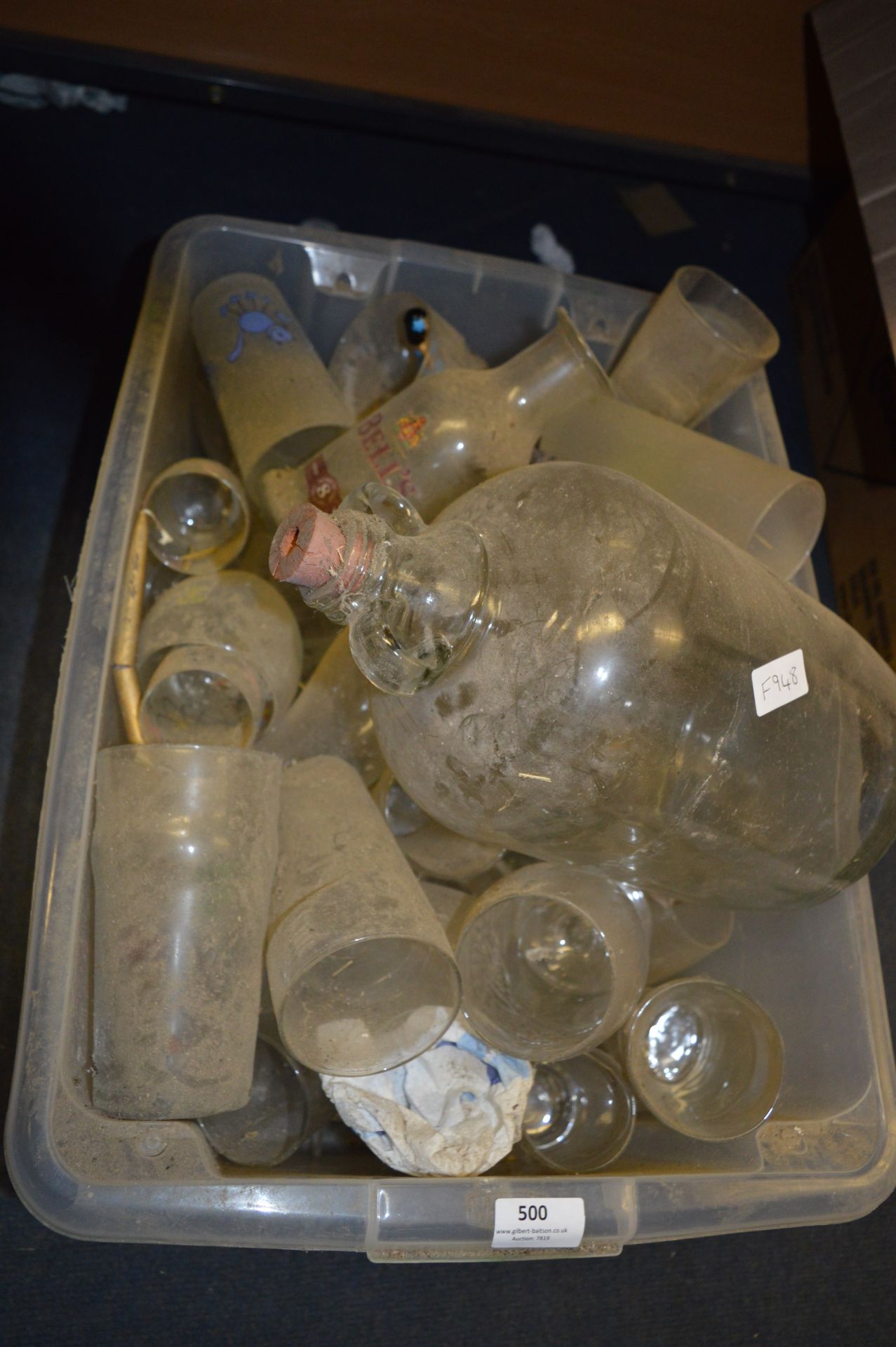 Box Containing a Large Quantity of Drinking Glassware, Pint Glasses, etc.