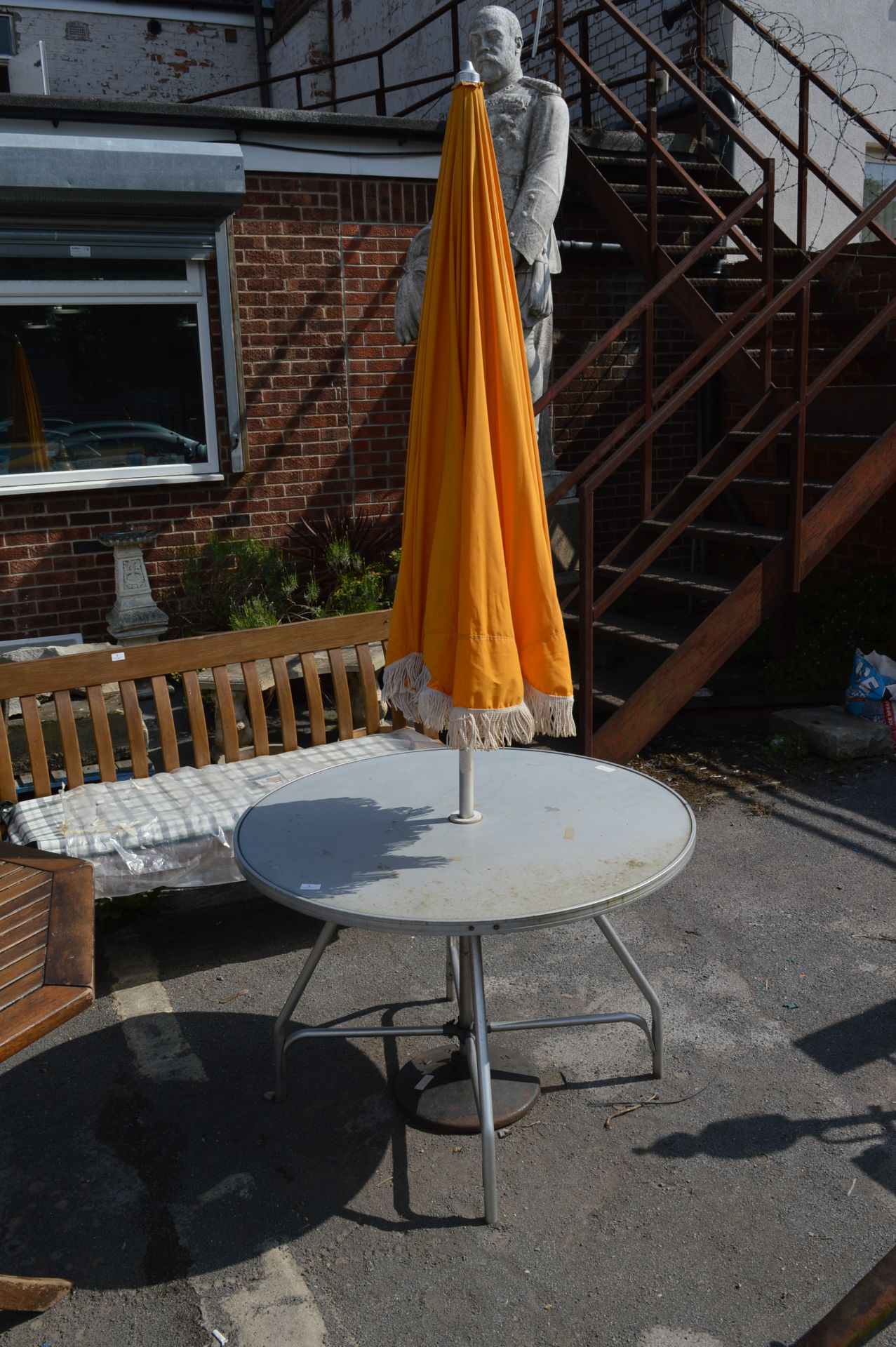 Circular Aluminium Garden Table and Umbrella