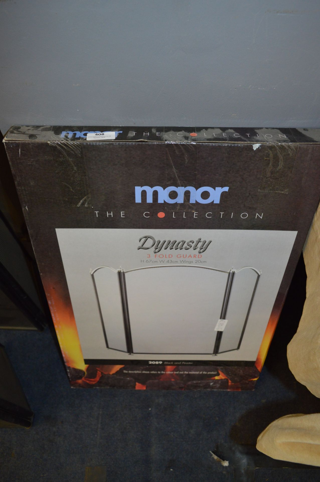 Dynasty Black and Pewter Three Fold Fire Guard