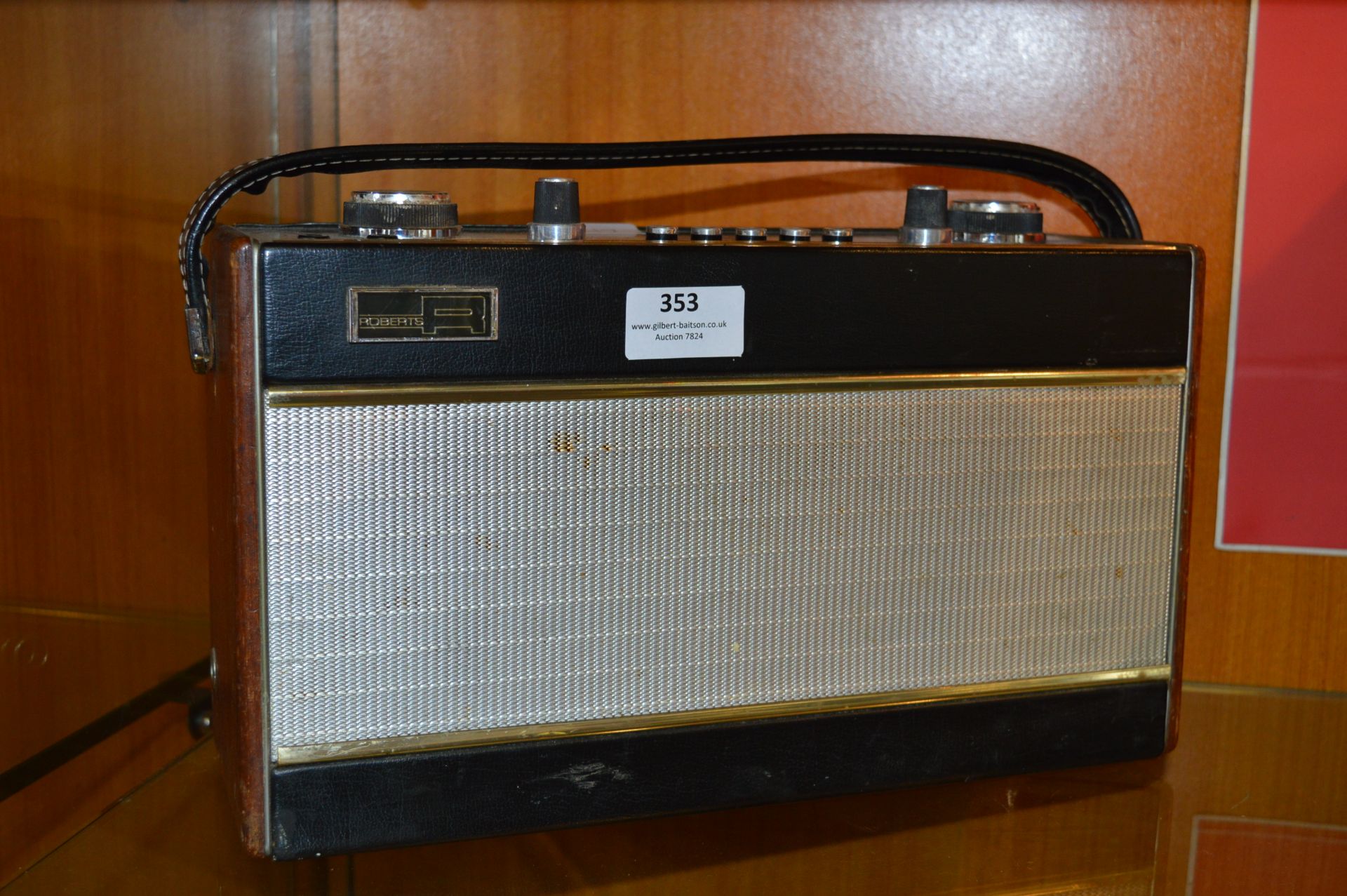 Roberts R707 Transistor Radio