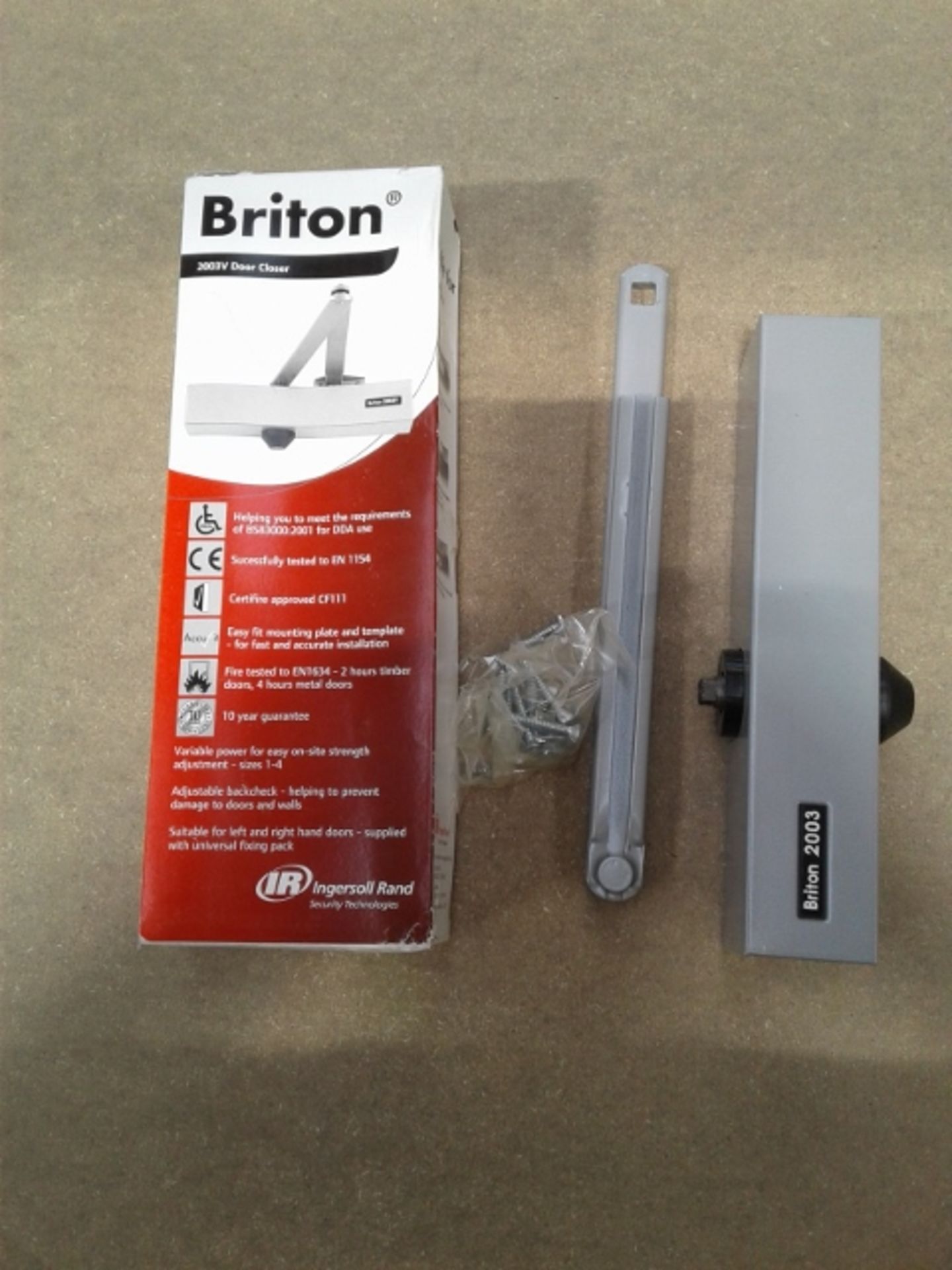 * 5 x Briton 2003v Door closures