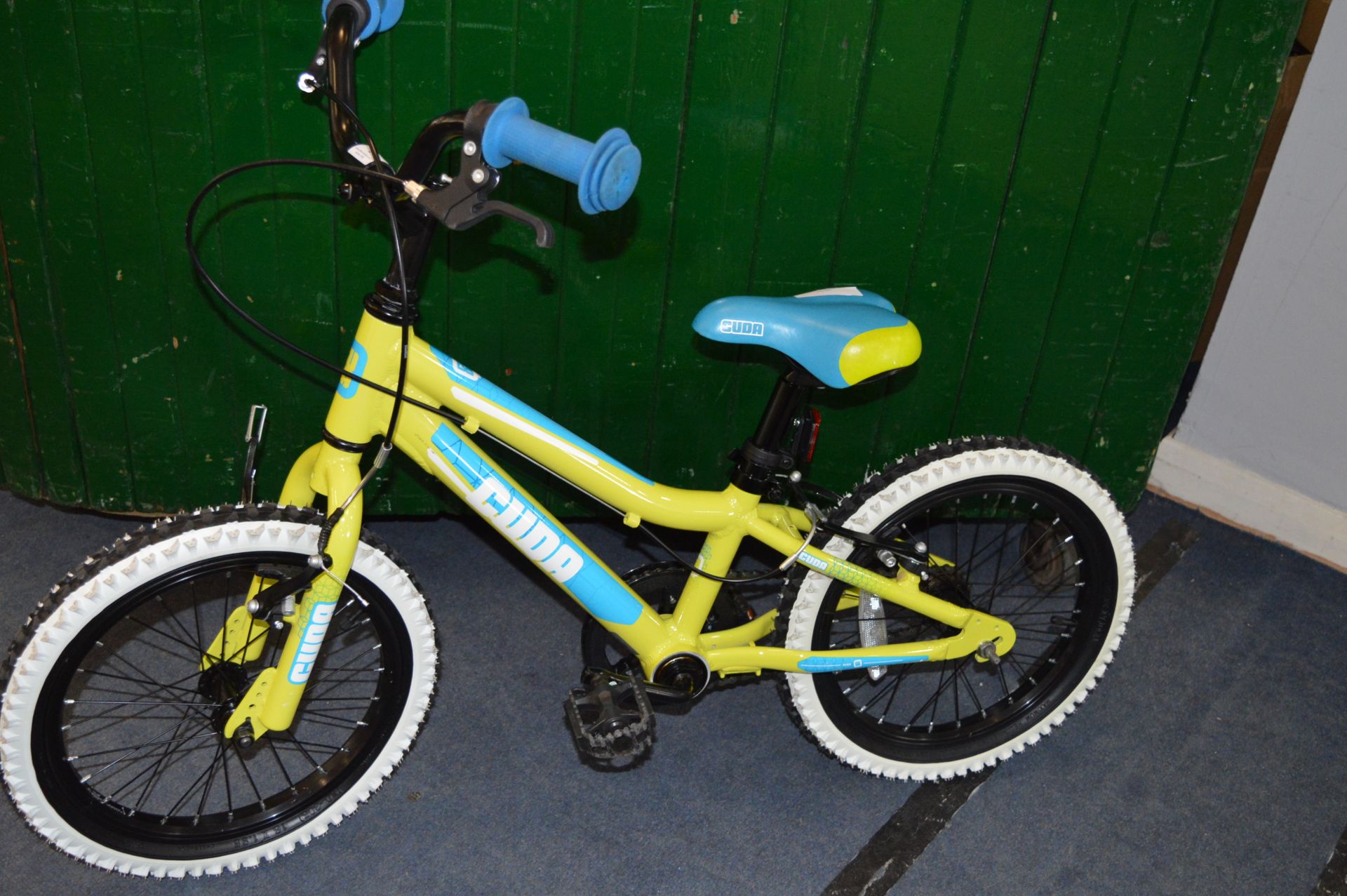 *CUDA BLOX UNISEX BIKE WITH STABILISERS