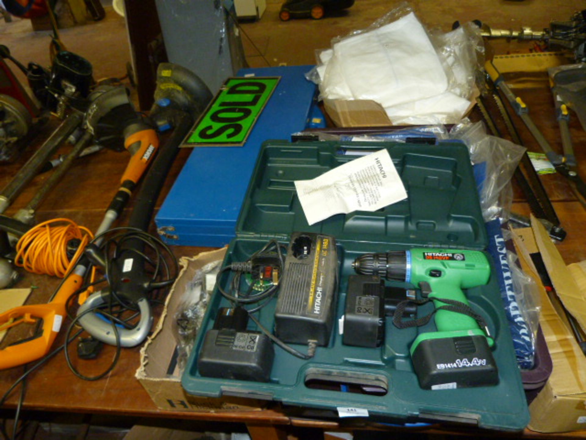 Hitachi Cordless Drill with Battery, Charger and Carry Case